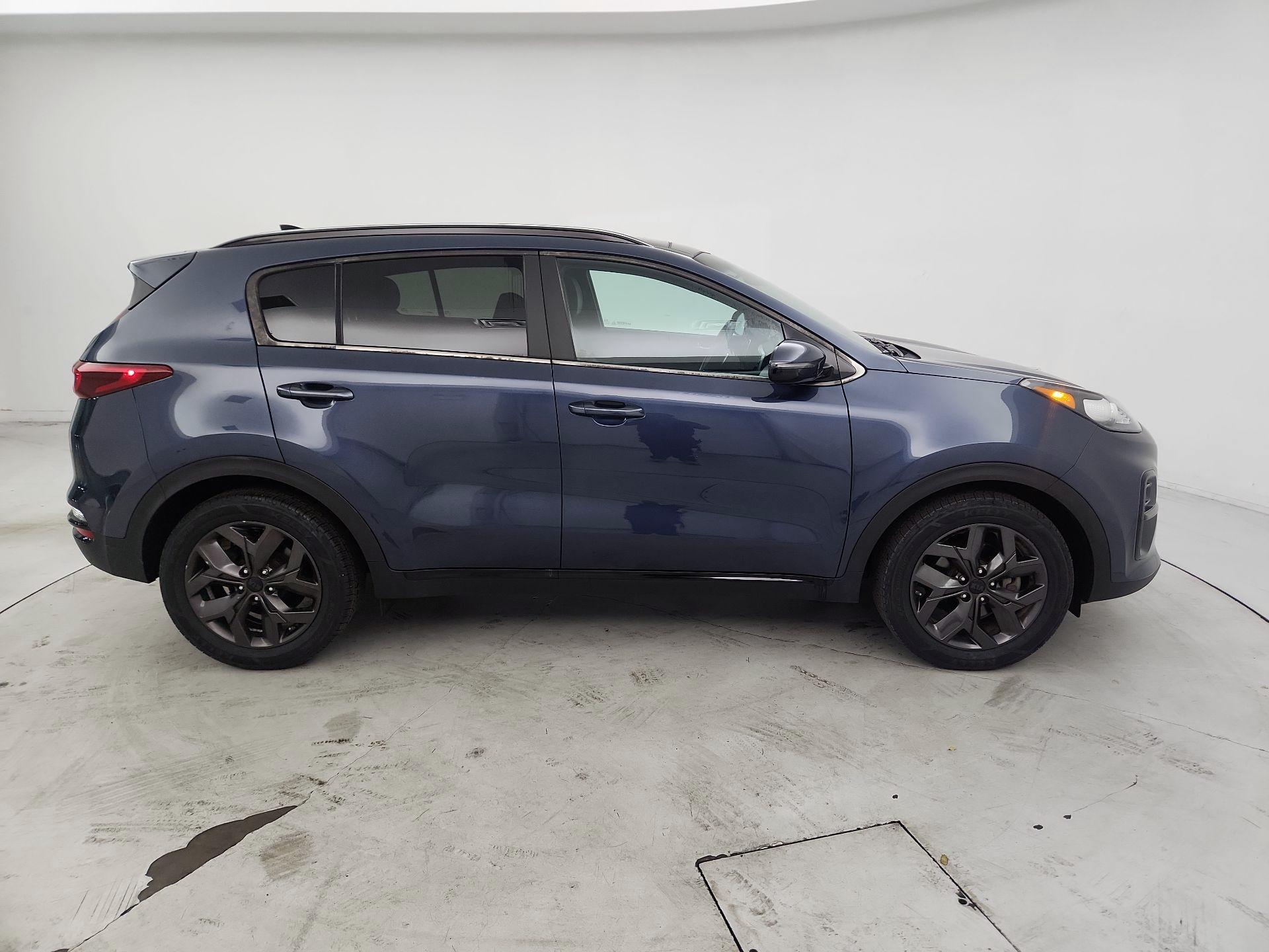 Thumbnail: 2022 Kia Sportage - 4