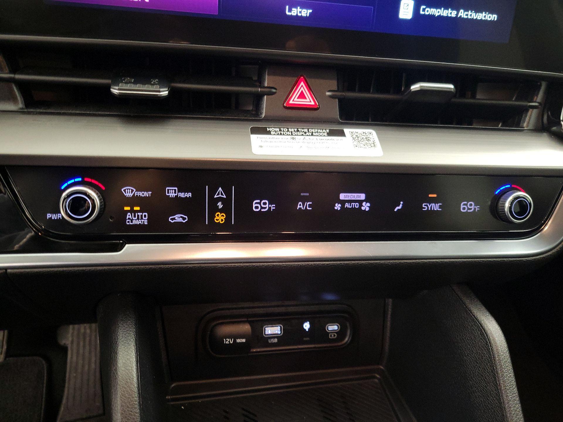 Thumbnail: 2023 Kia Sportage - 16