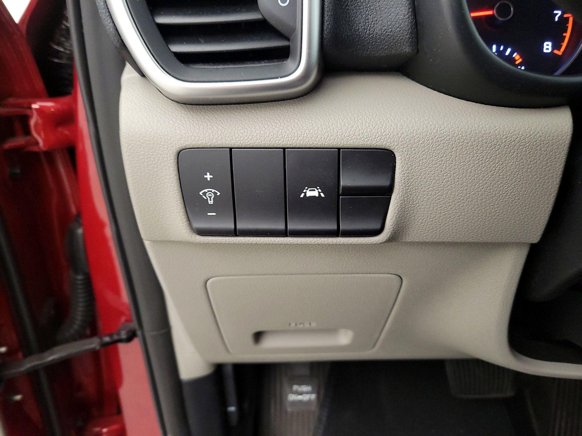 Thumbnail: 2022 Kia Sportage - 13