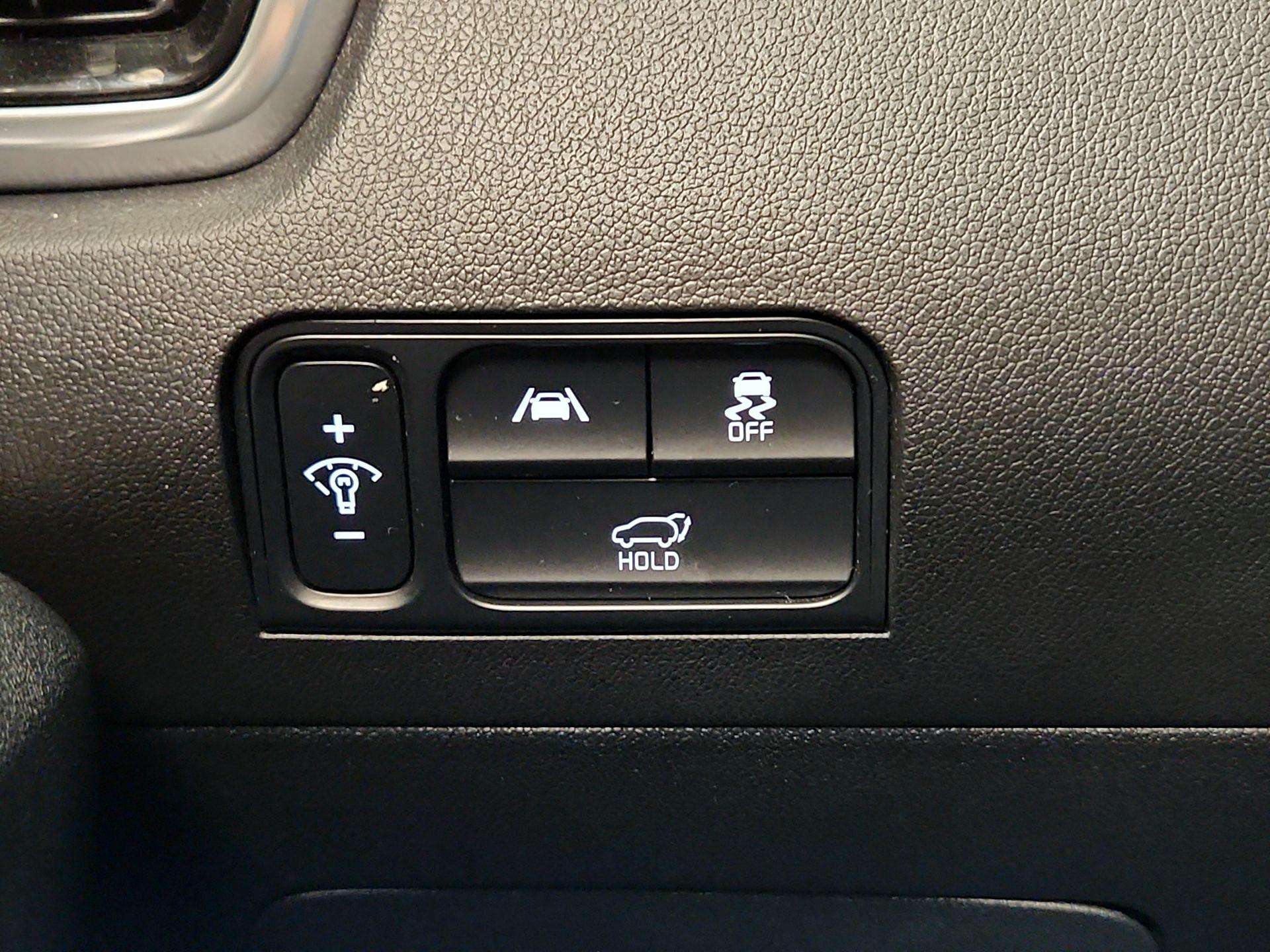 Thumbnail: 2022 Kia Sorento - 13