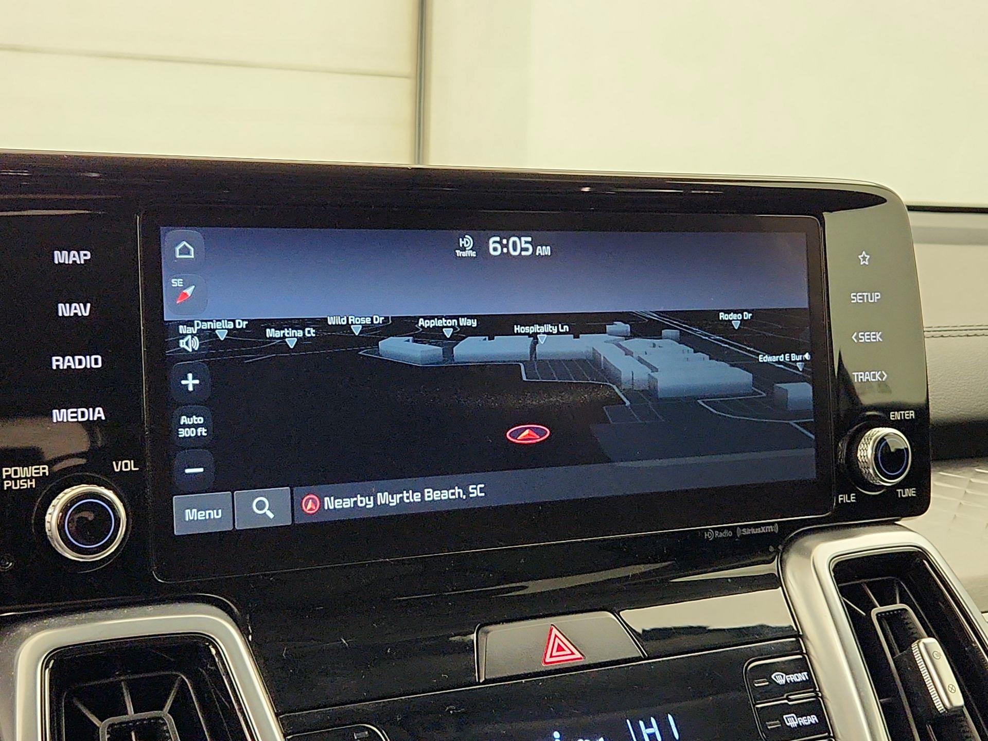 Thumbnail: 2022 Kia Sorento - 14