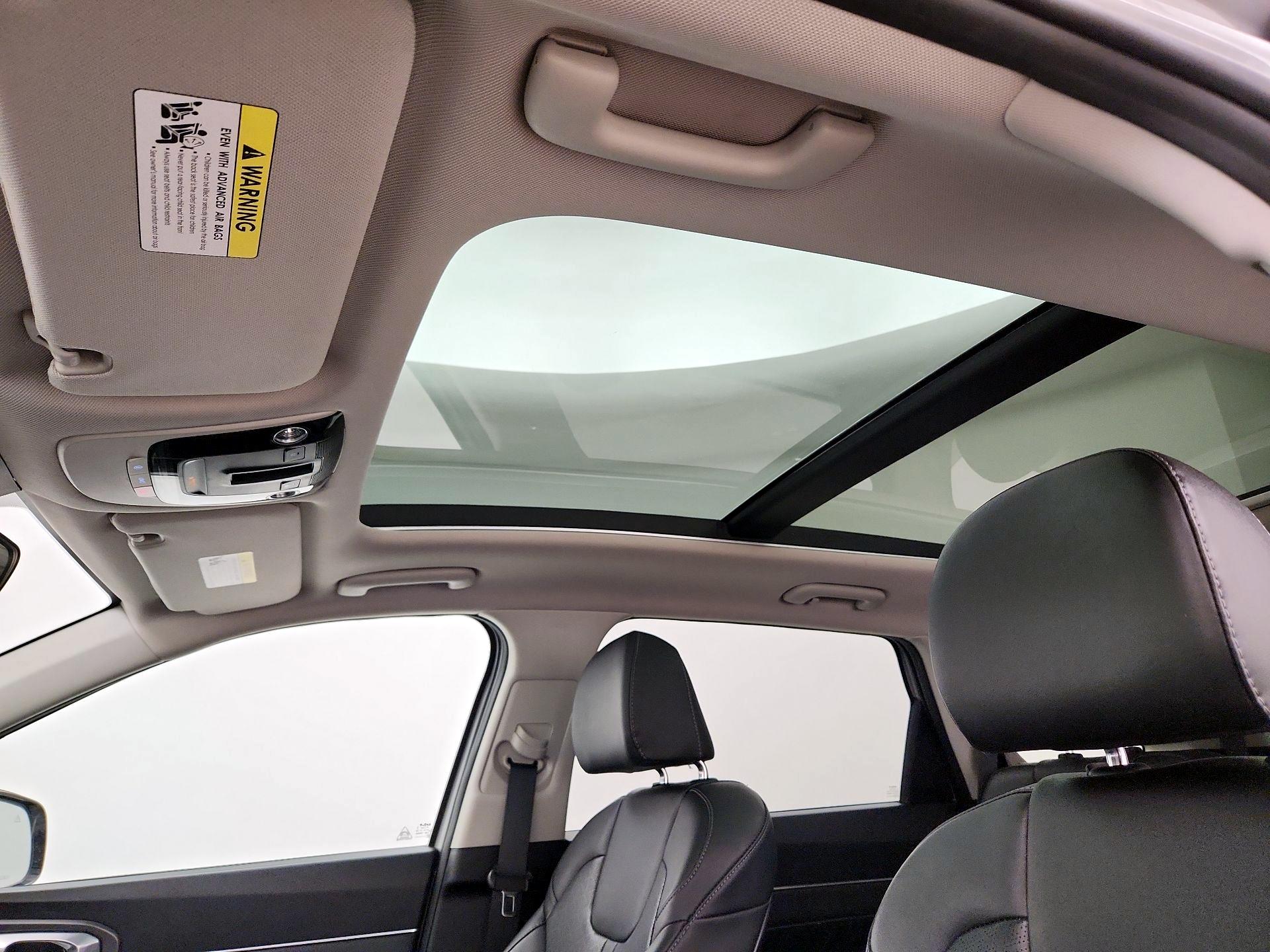 Thumbnail: 2022 Kia Sorento - 20