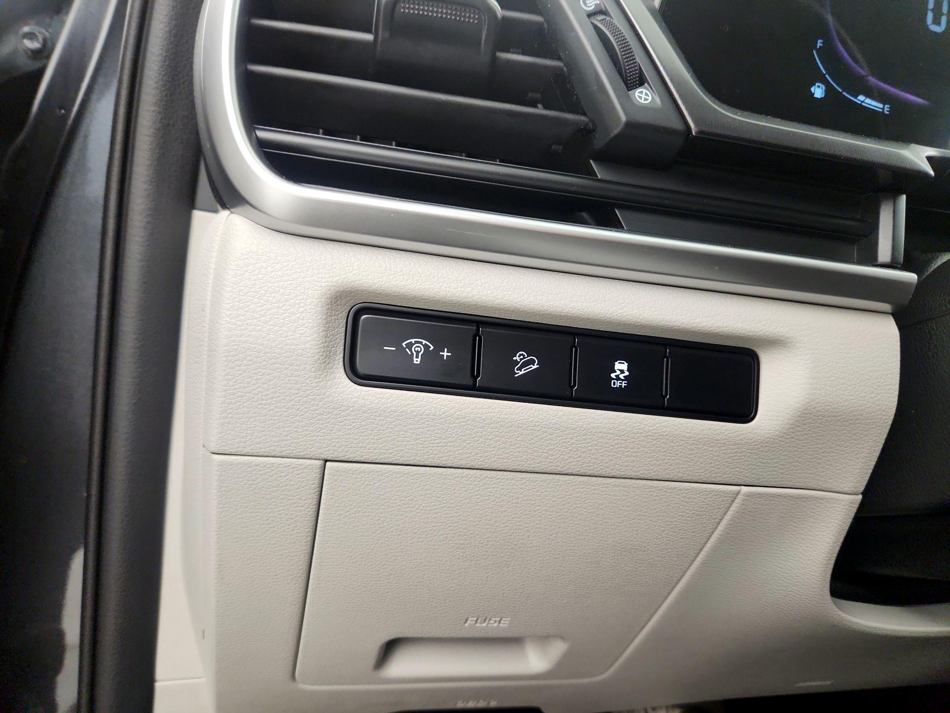 Thumbnail: 2023 Kia Telluride - 11