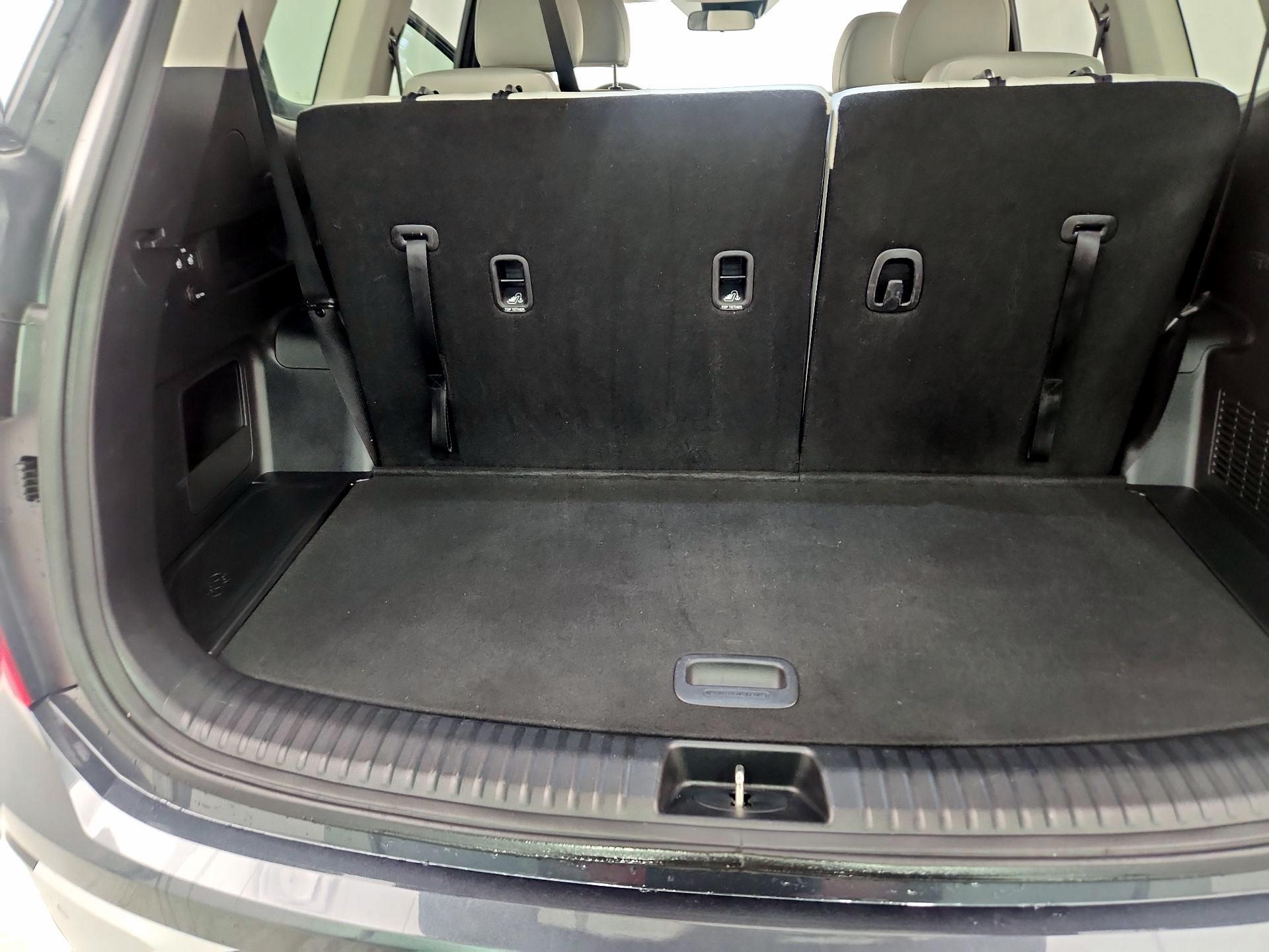 Thumbnail: 2023 Kia Telluride - 18