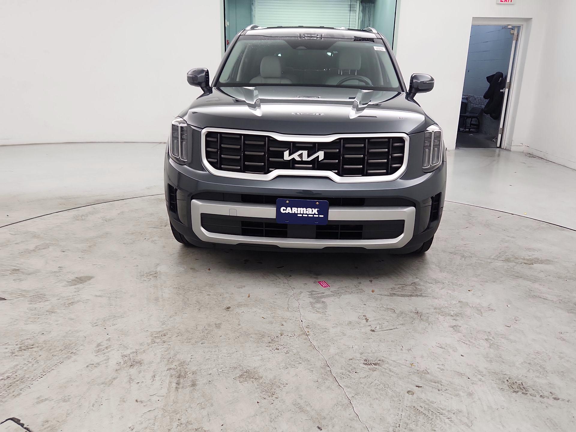 Thumbnail: 2023 Kia Telluride - 2