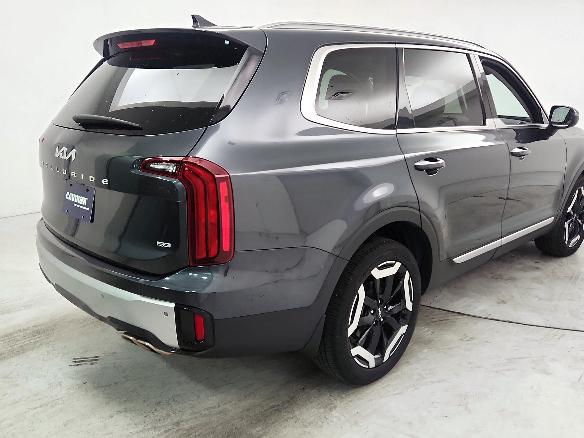 Thumbnail: 2023 Kia Telluride - 5