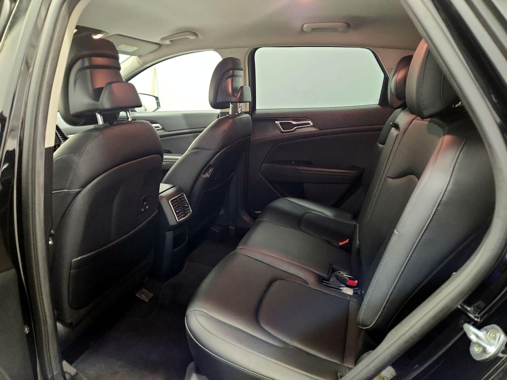 Thumbnail: 2023 Kia Sportage - 20