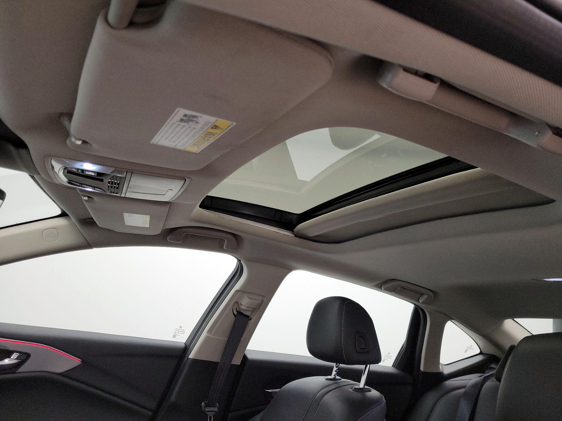 Thumbnail: 2022 Acura TLX - 19