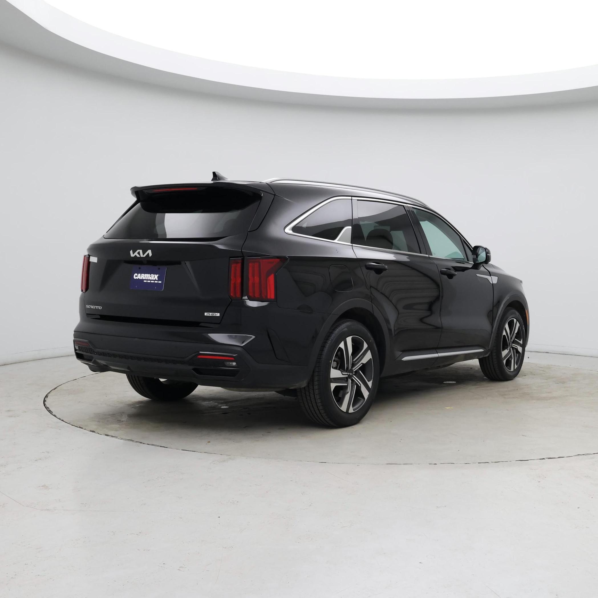 Thumbnail: 2023 Kia Sorento - 8