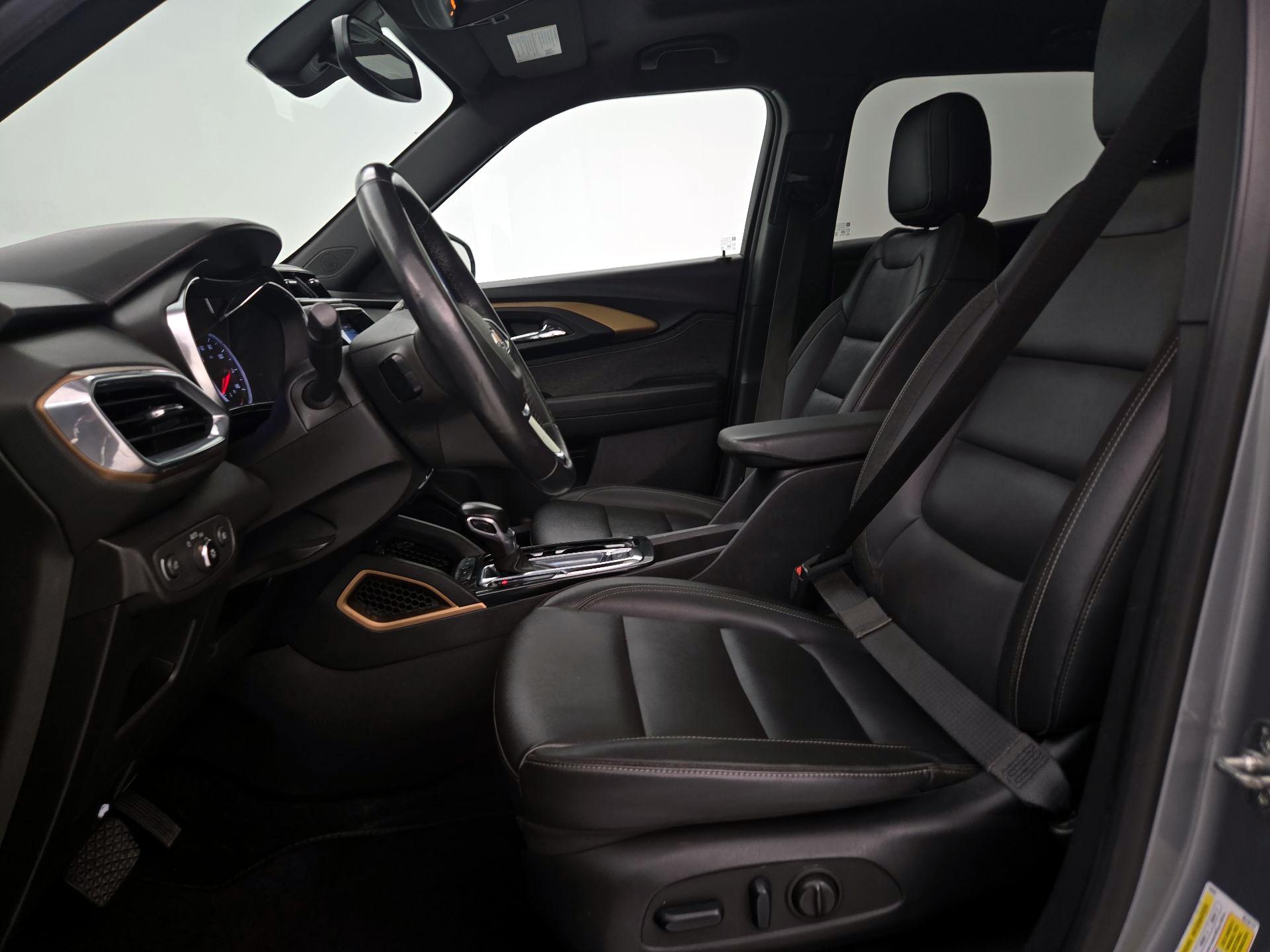 Thumbnail: 2023 Chevrolet TrailBlazer - 11