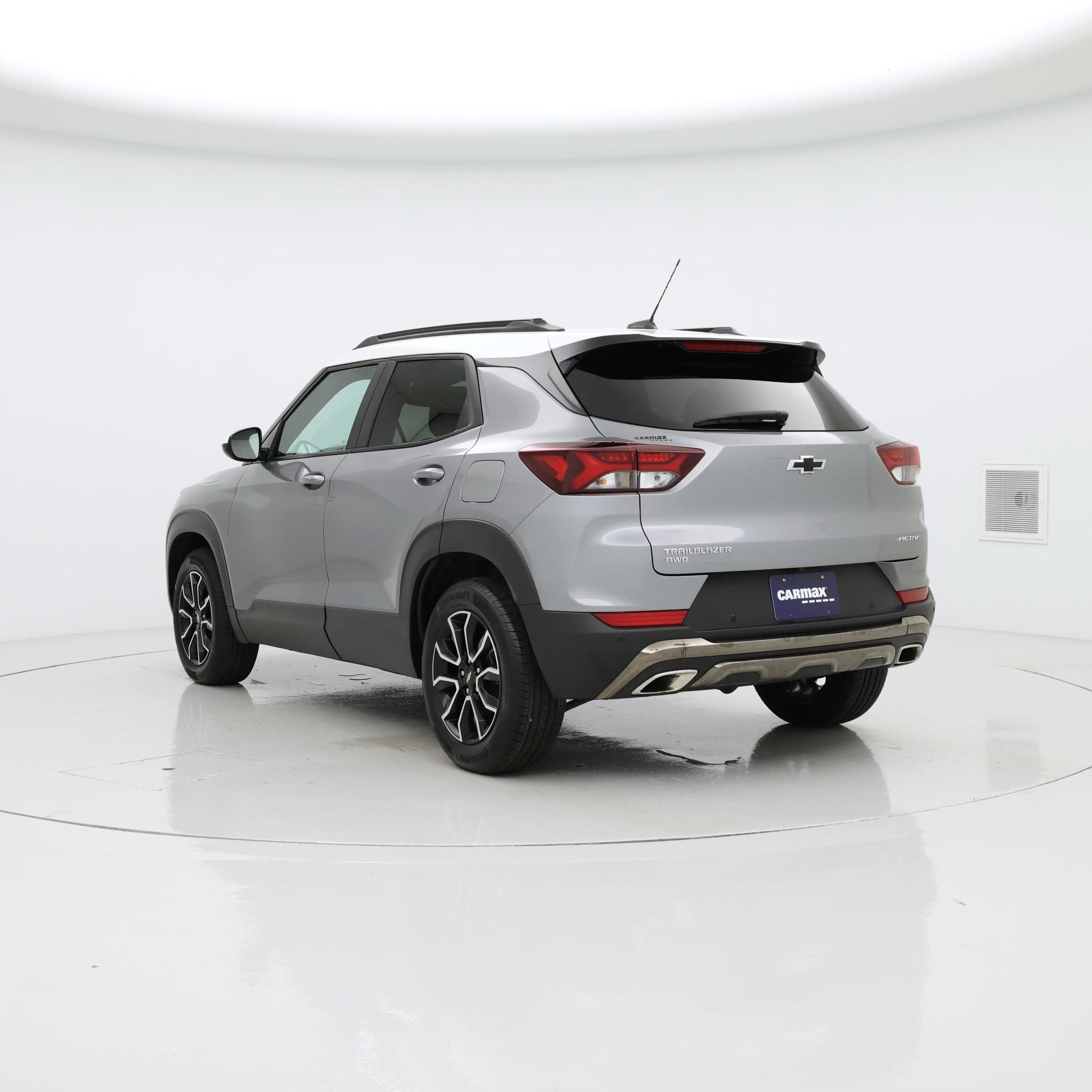 Thumbnail: 2023 Chevrolet TrailBlazer - 2