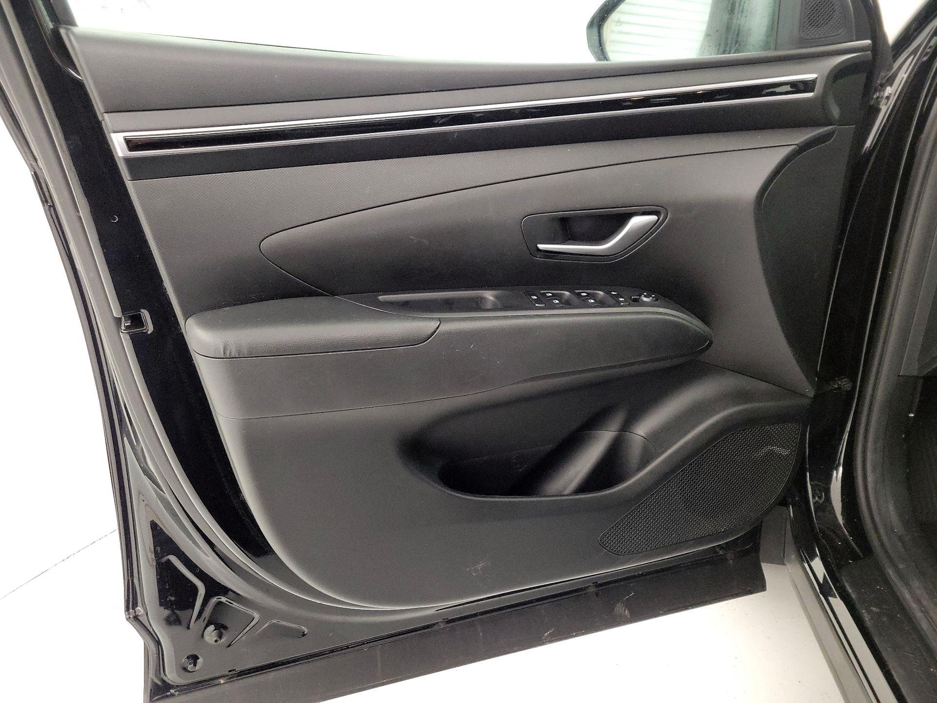 Thumbnail: 2023 Hyundai Tucson - 12