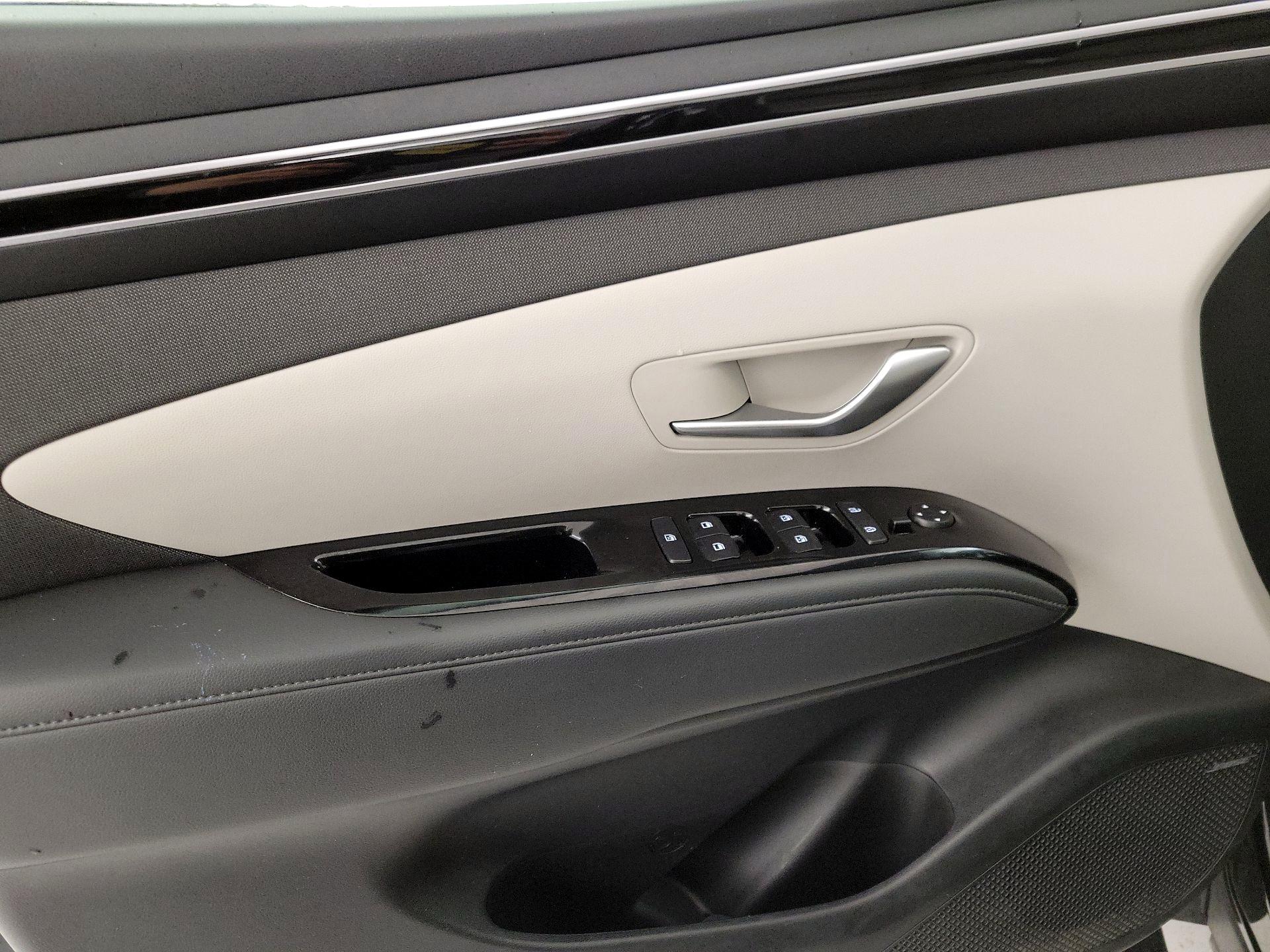 Thumbnail: 2022 Hyundai Tucson - 12