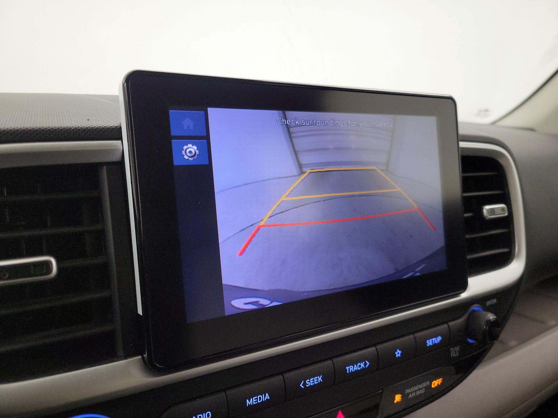 Thumbnail: 2023 Hyundai Venue - 14