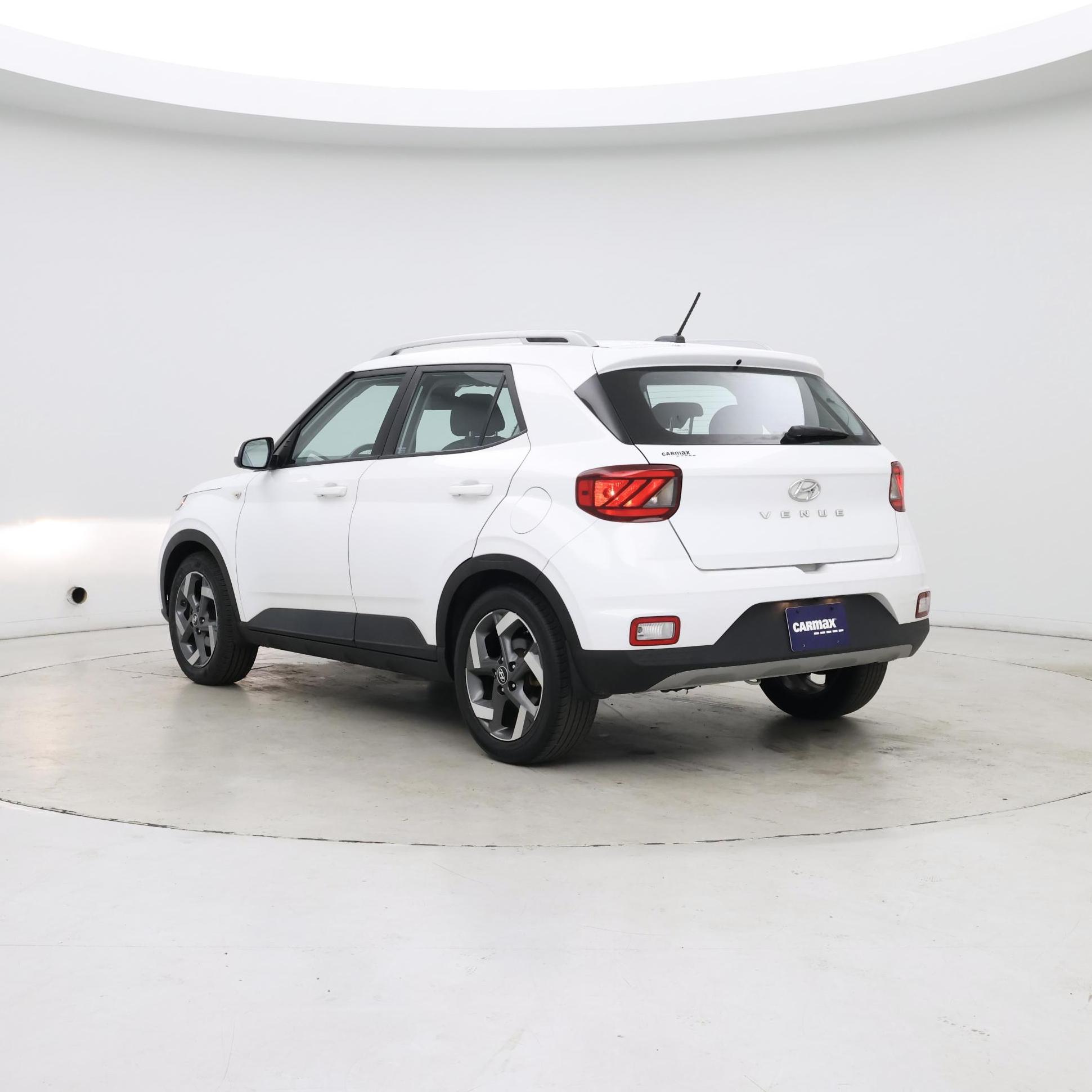 Thumbnail: 2023 Hyundai Venue - 2