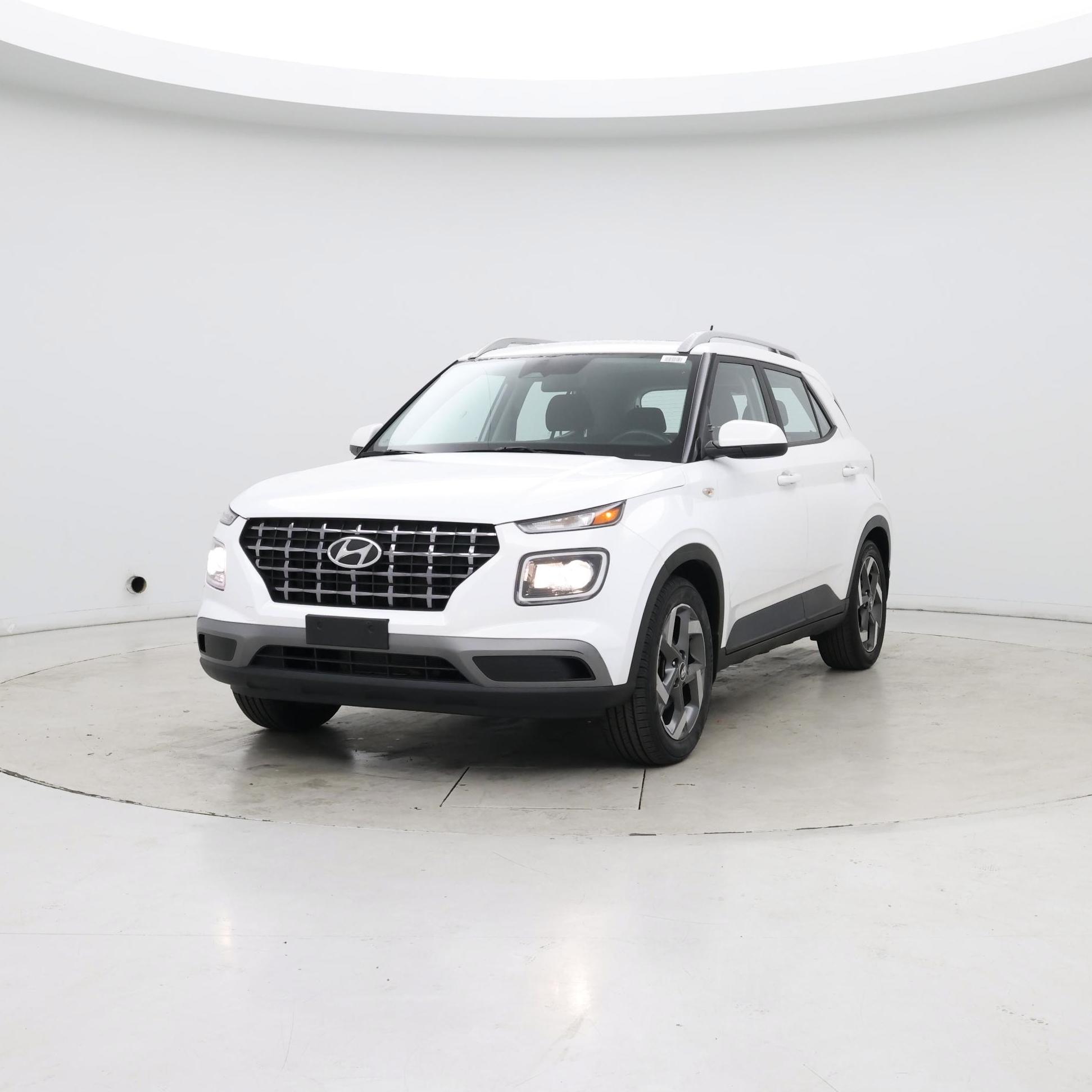 Thumbnail: 2023 Hyundai Venue - 4