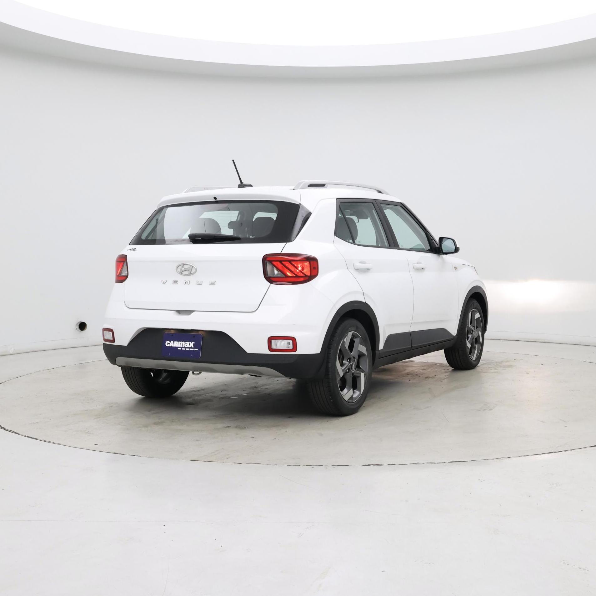 Thumbnail: 2023 Hyundai Venue - 8