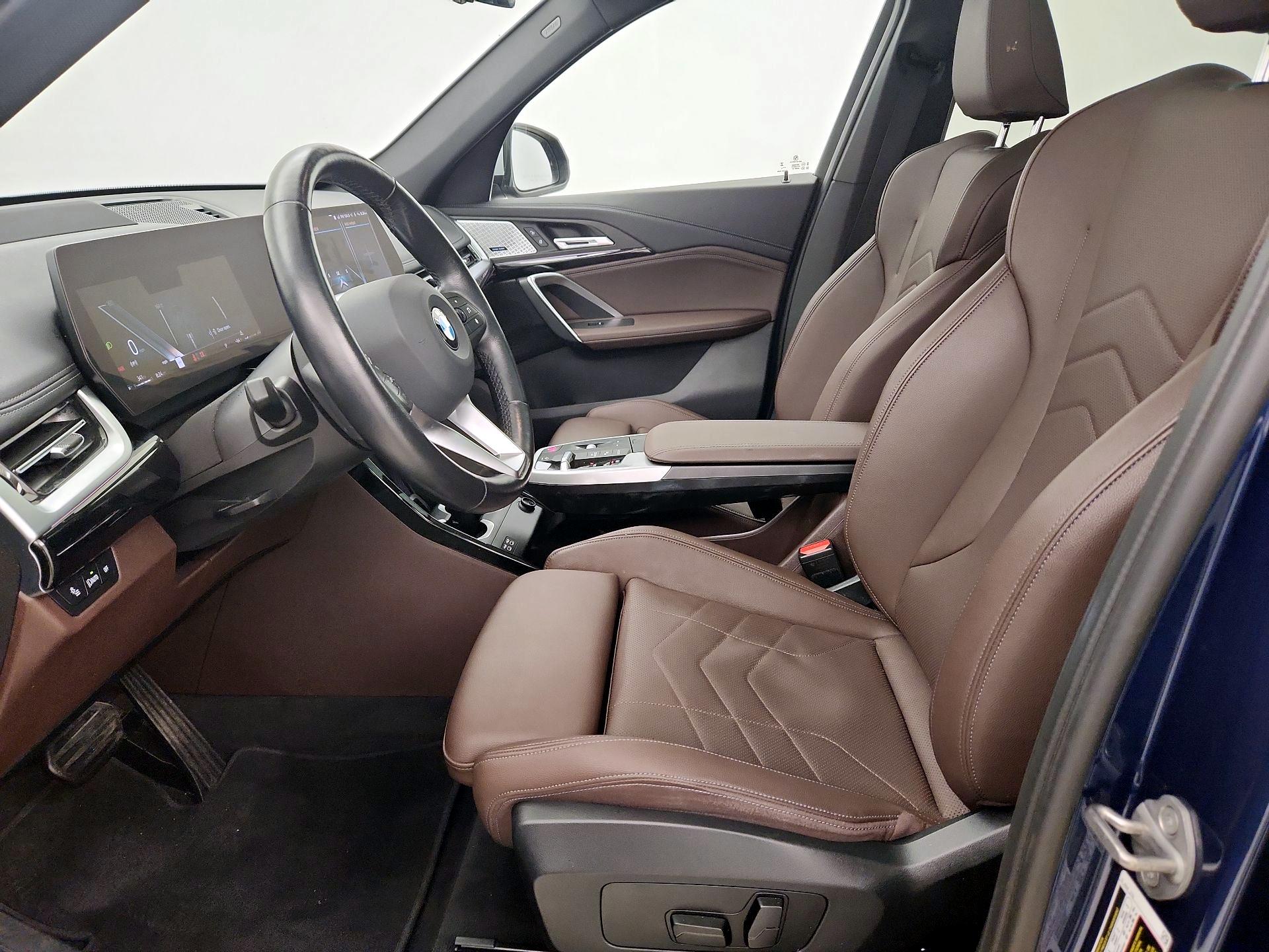 Thumbnail: 2023 BMW X1 - 11