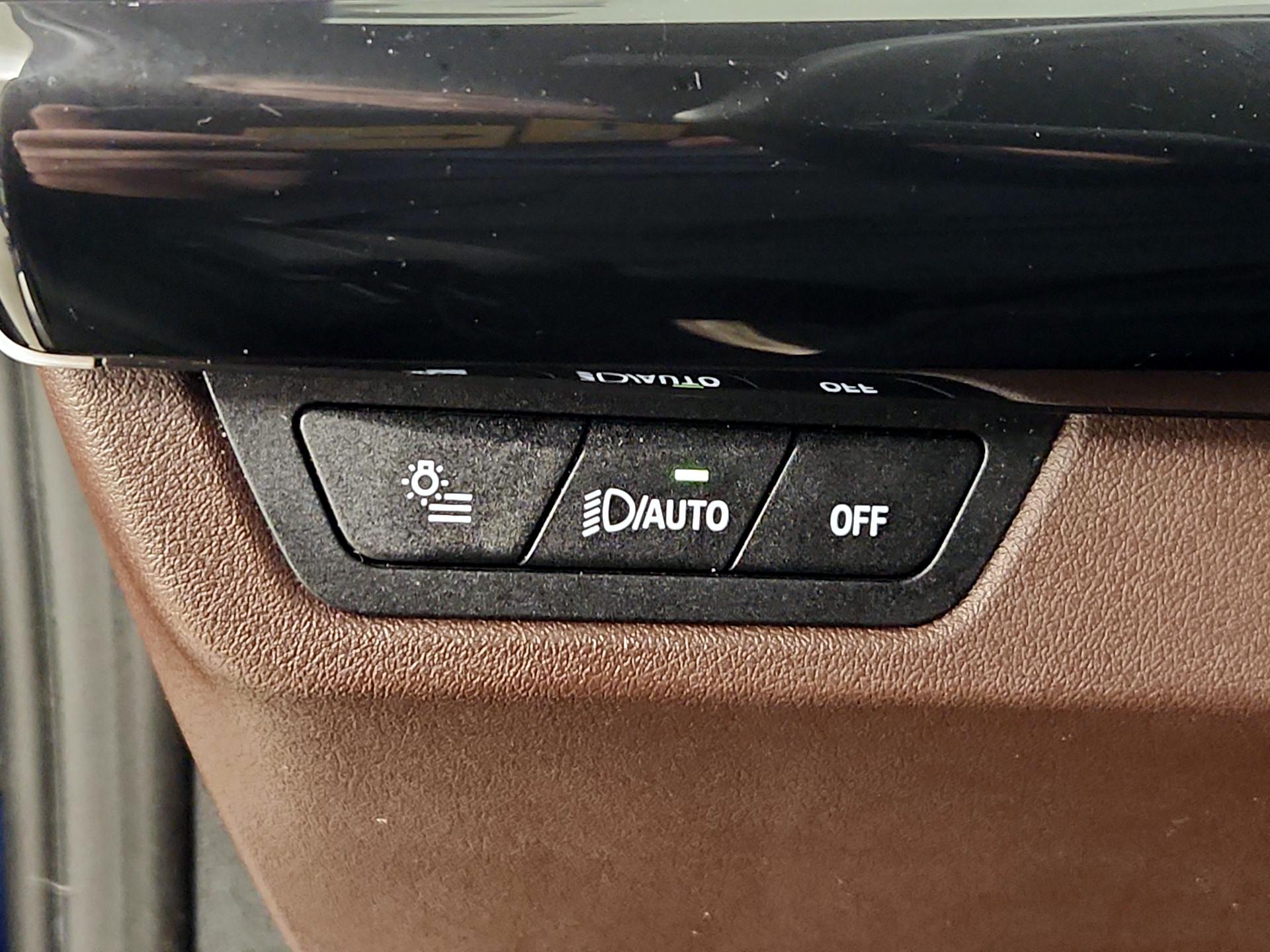 Thumbnail: 2023 BMW X1 - 13