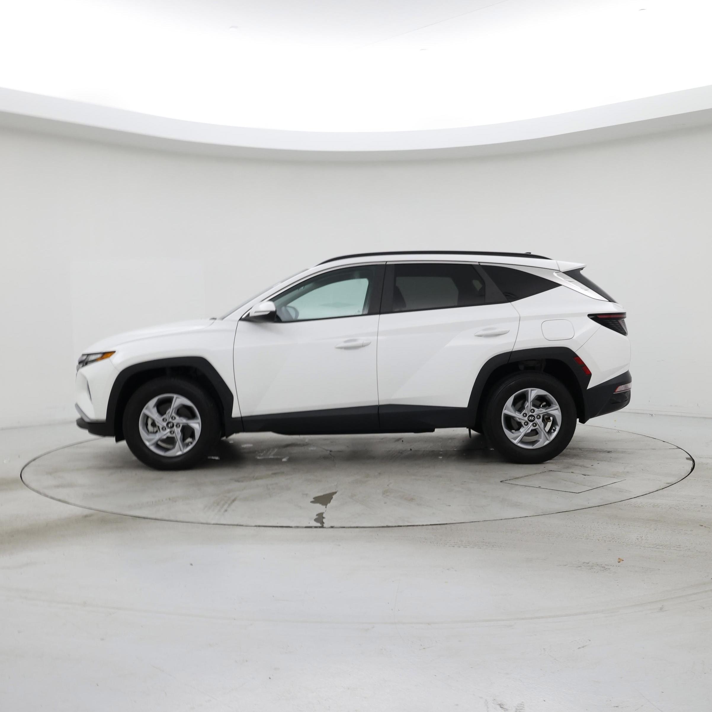 Thumbnail: 2023 Hyundai Tucson - 3