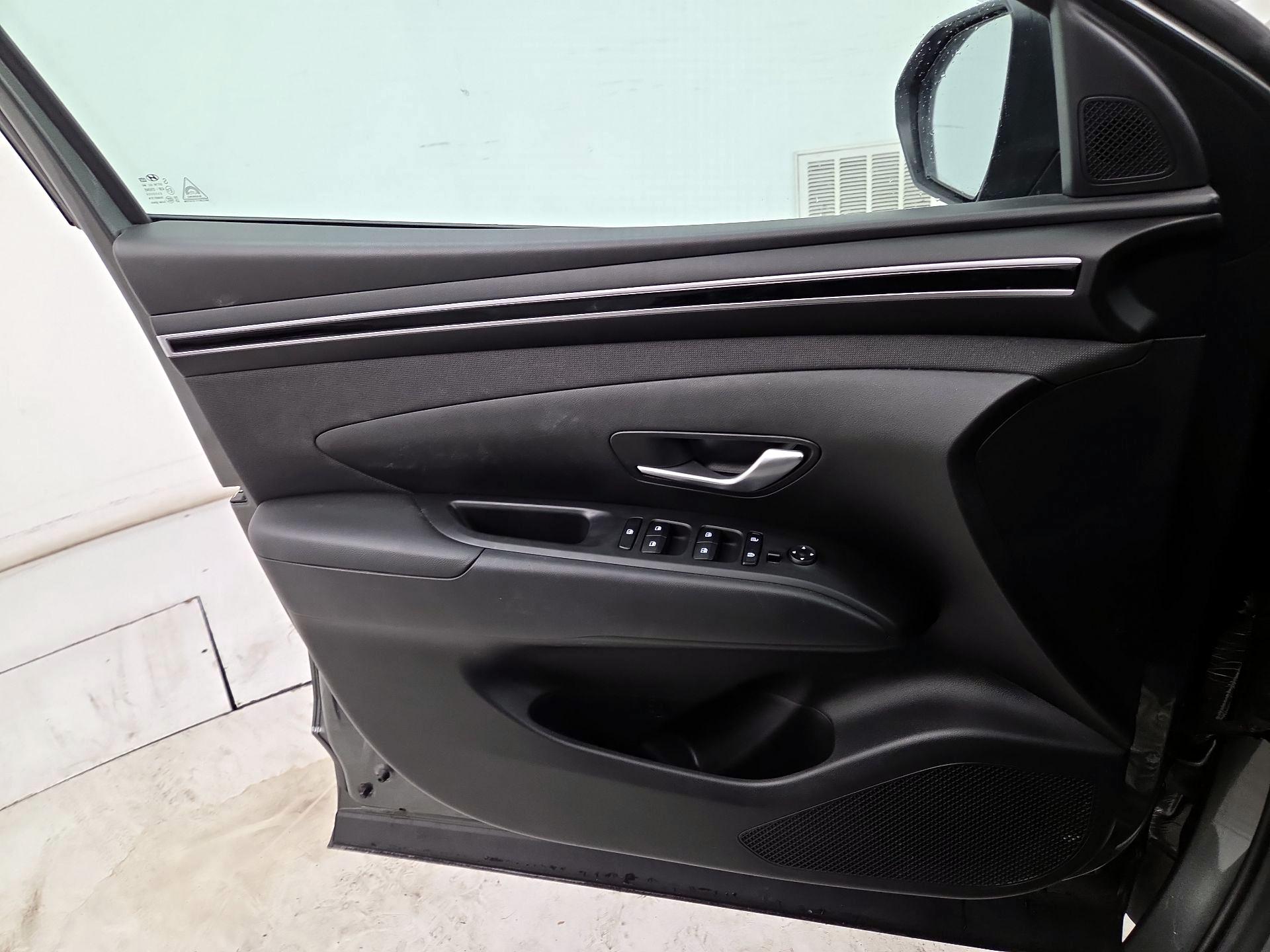 Thumbnail: 2023 Hyundai Tucson - 12