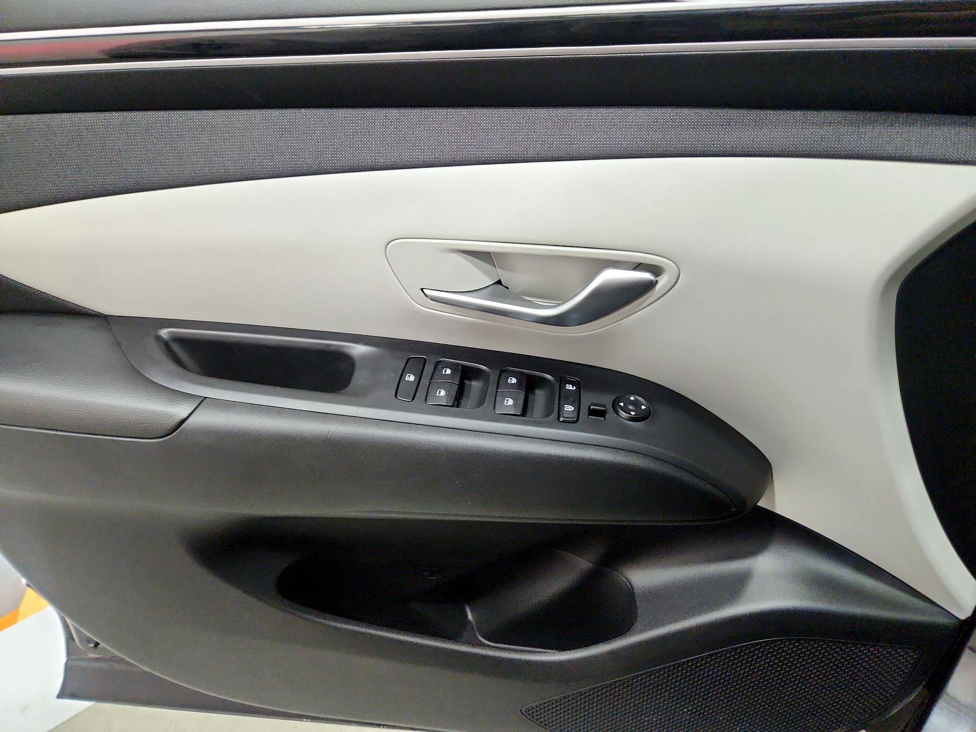 Thumbnail: 2023 Hyundai Tucson - 12