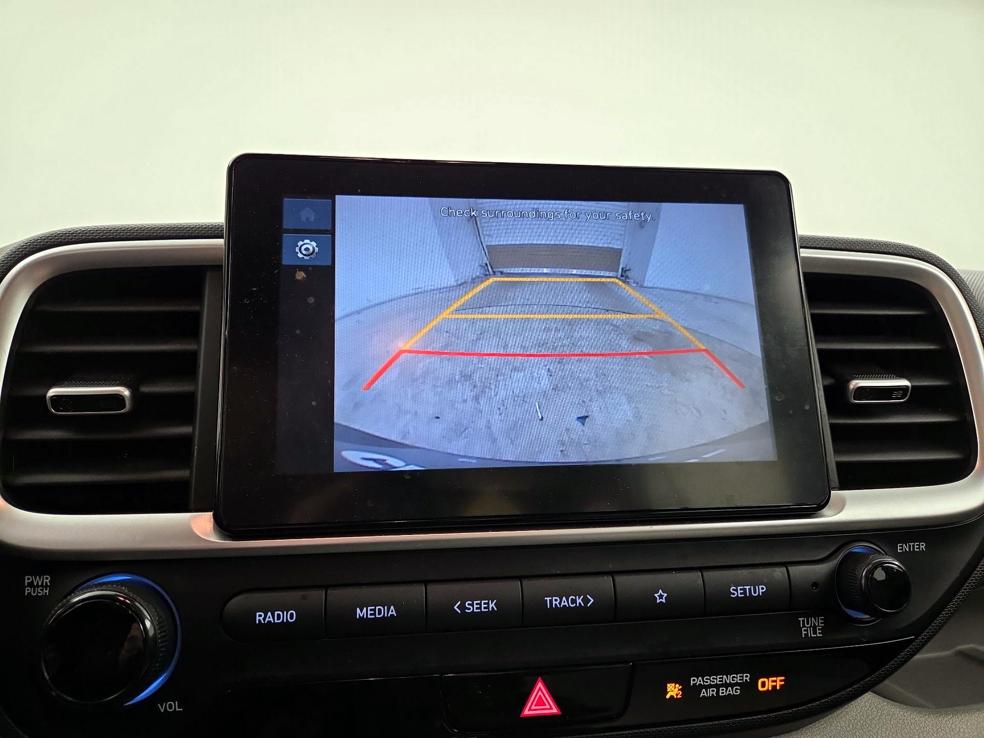 Thumbnail: 2023 Hyundai Venue - 14