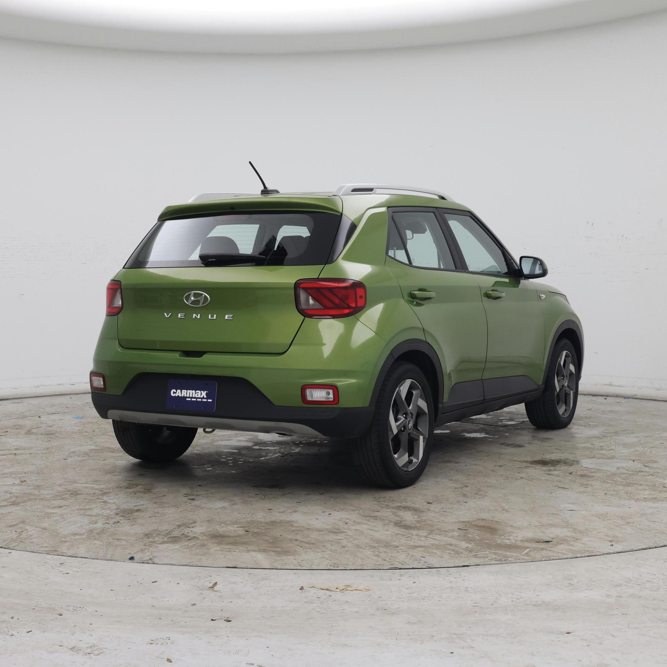 Thumbnail: 2023 Hyundai Venue - 8