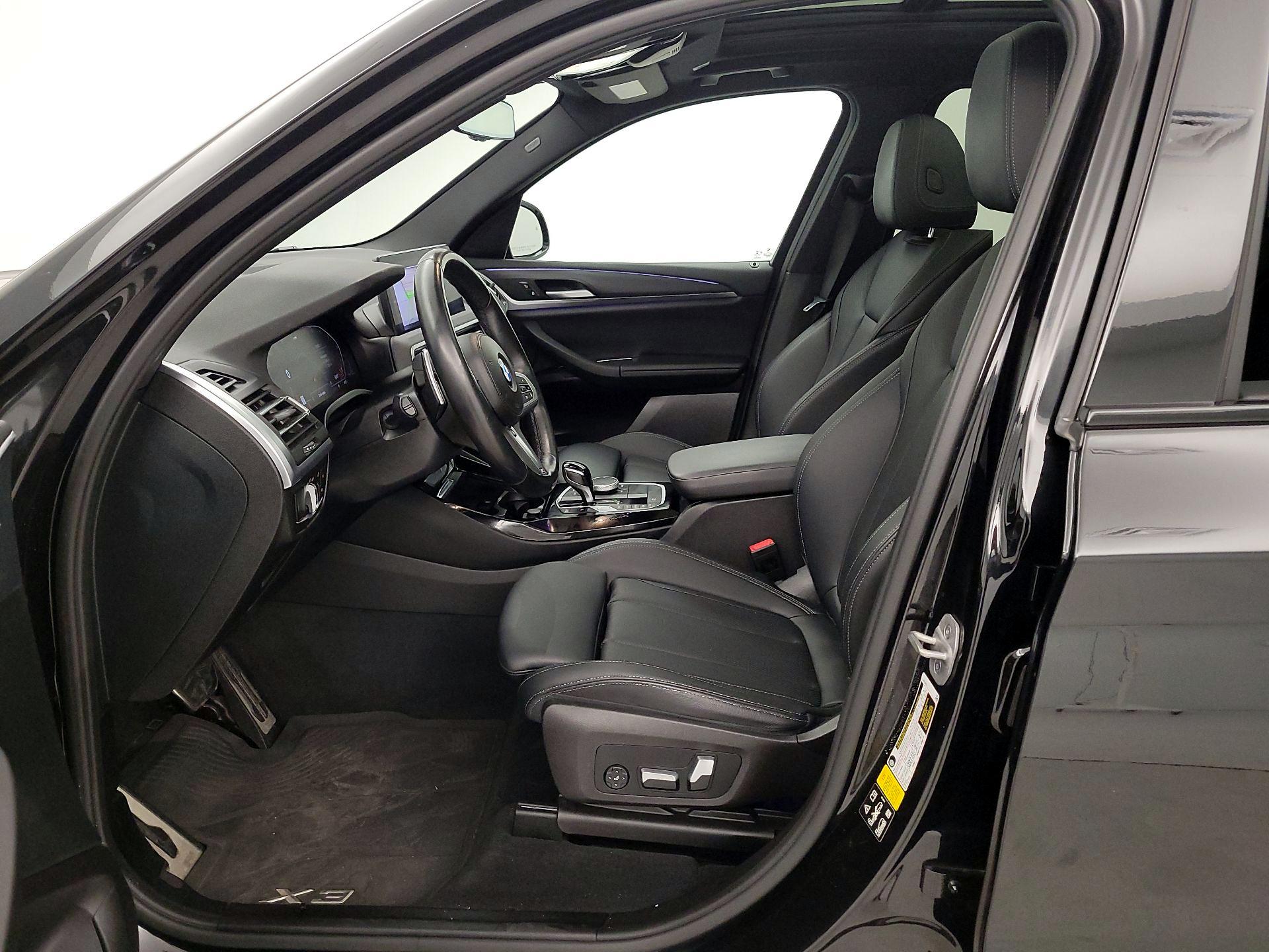 Thumbnail: 2023 BMW X3 - 11