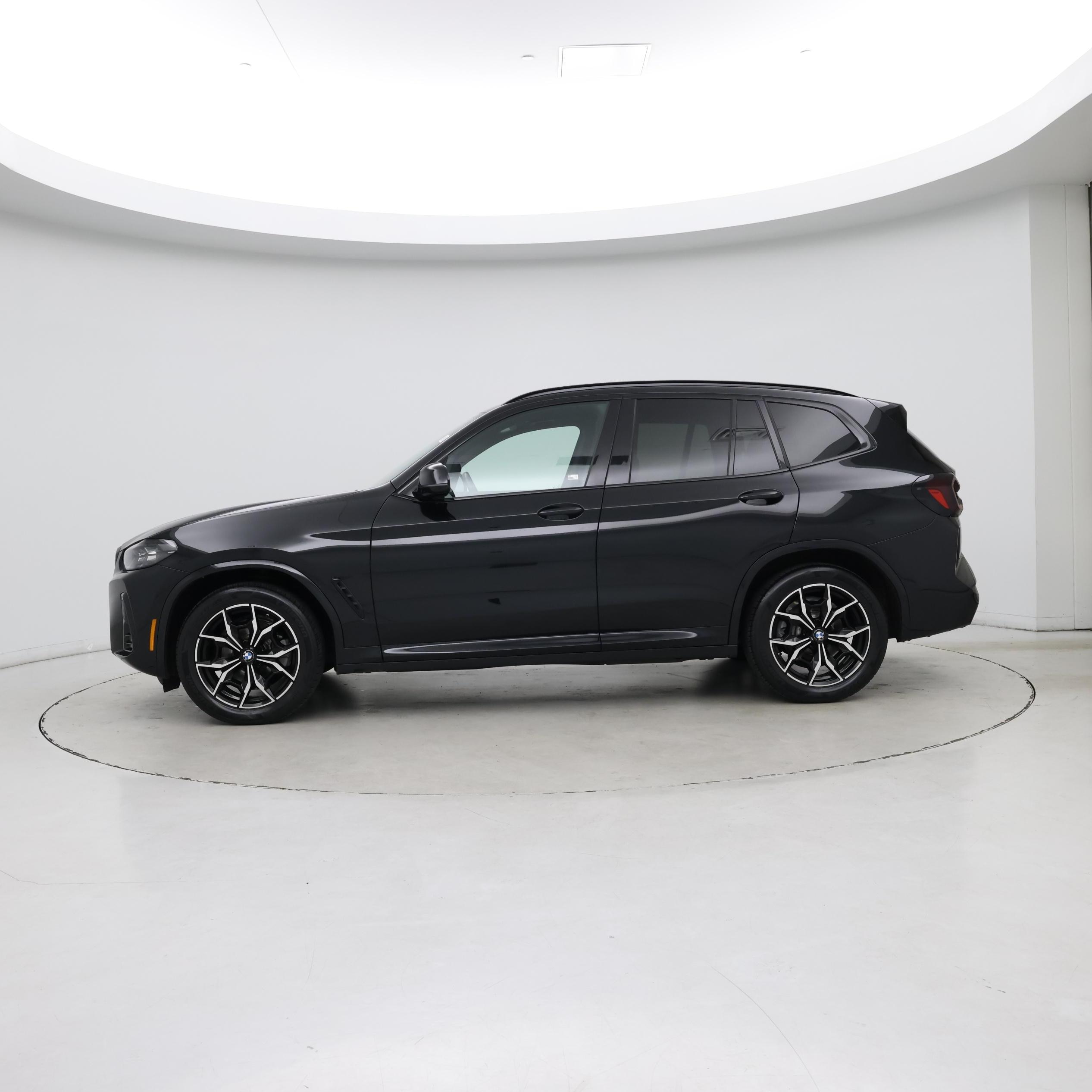 Thumbnail: 2023 BMW X3 - 3