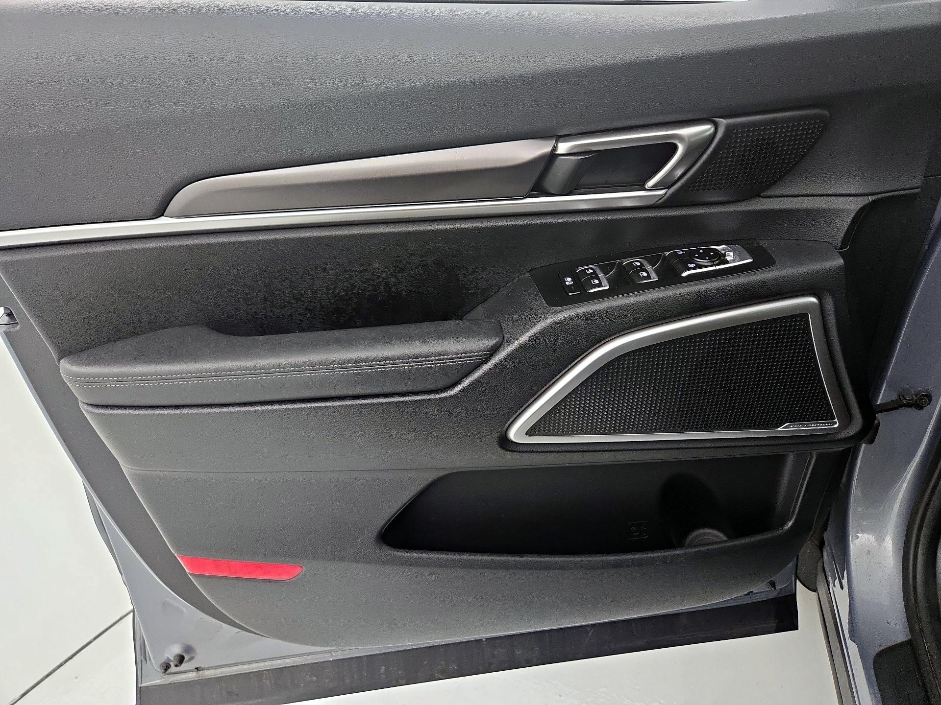 Thumbnail: 2023 Kia Telluride - 12