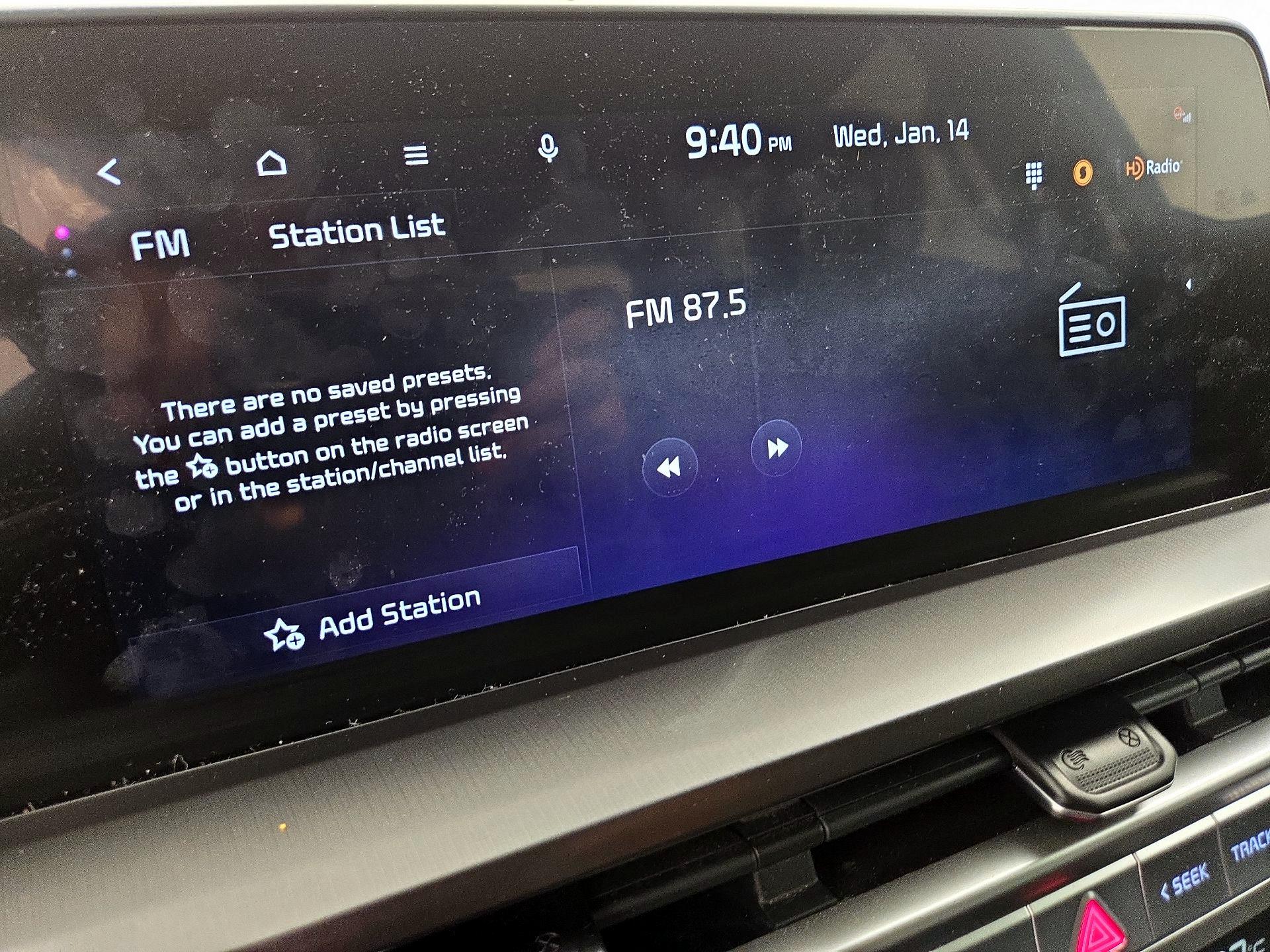 Thumbnail: 2023 Kia Telluride - 16