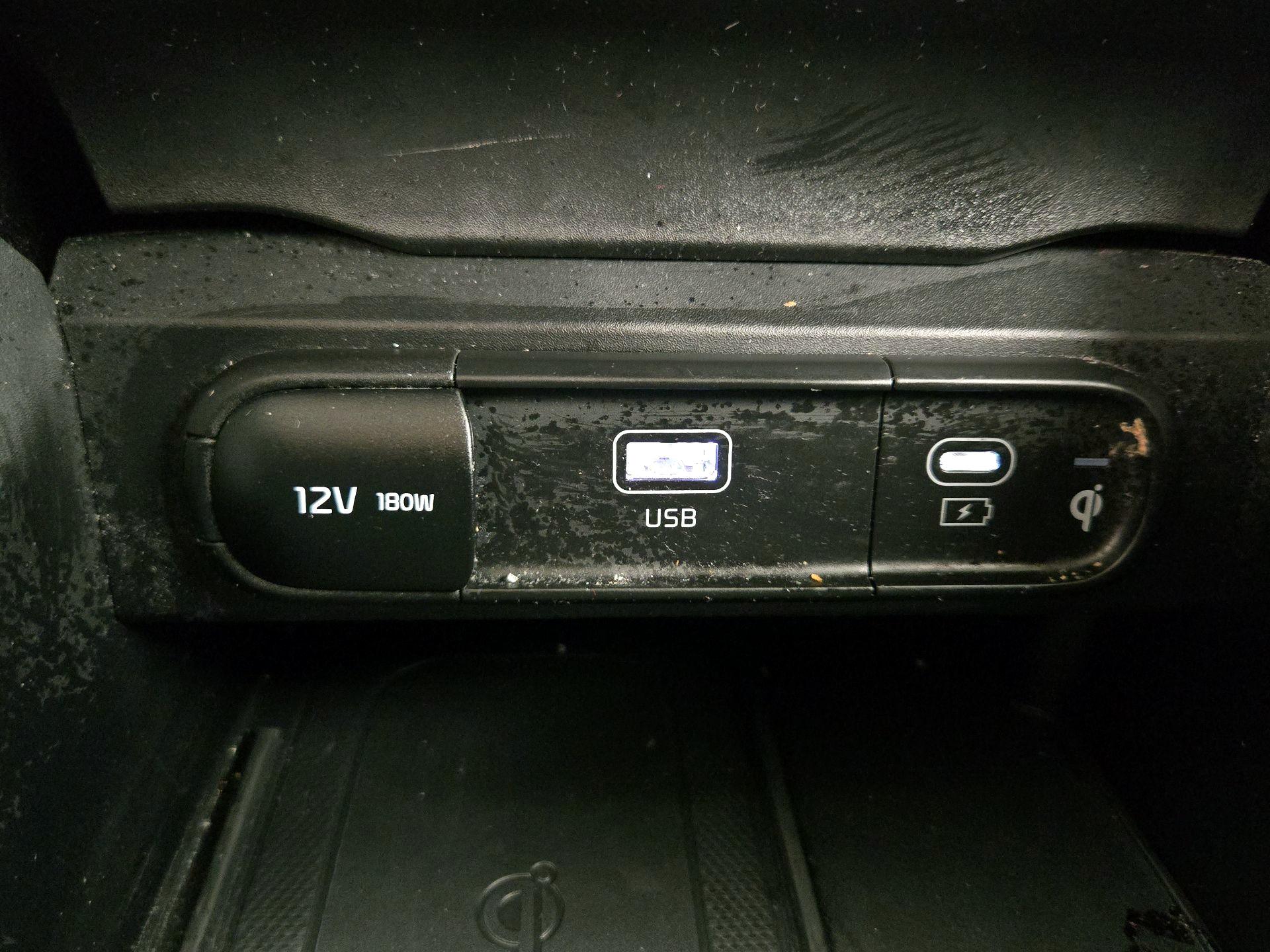 Thumbnail: 2023 Kia Telluride - 19