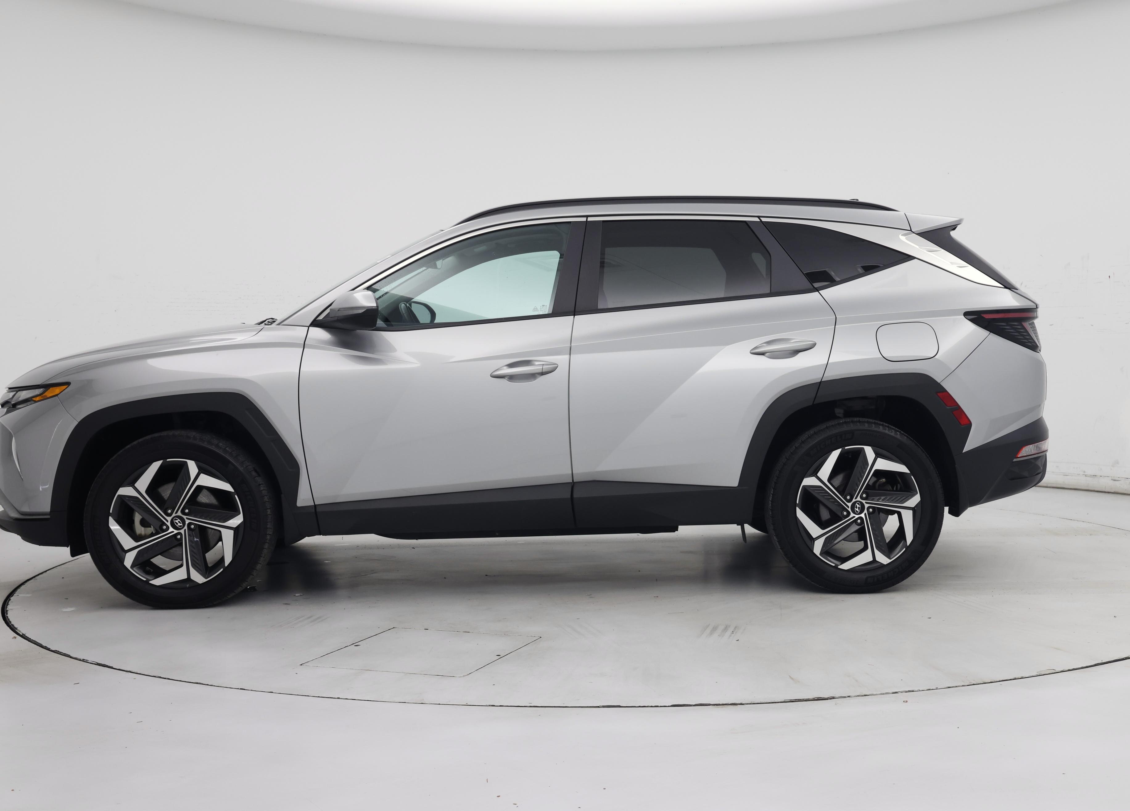 Thumbnail: 2023 Hyundai Tucson - 3