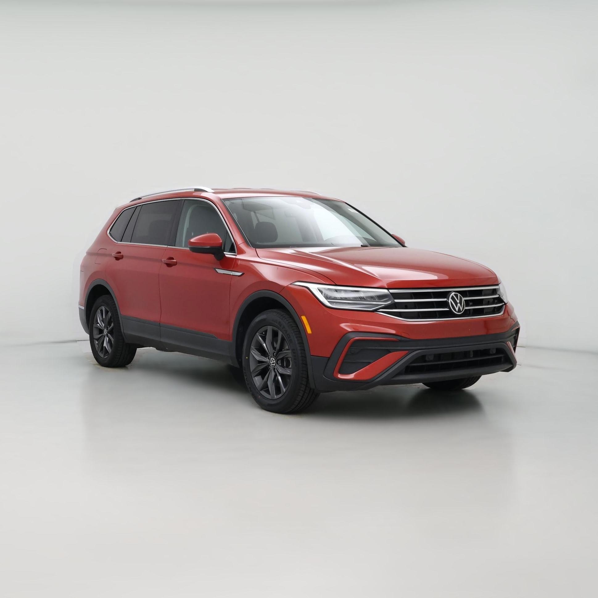 Thumbnail: 2022 Volkswagen Tiguan - 1