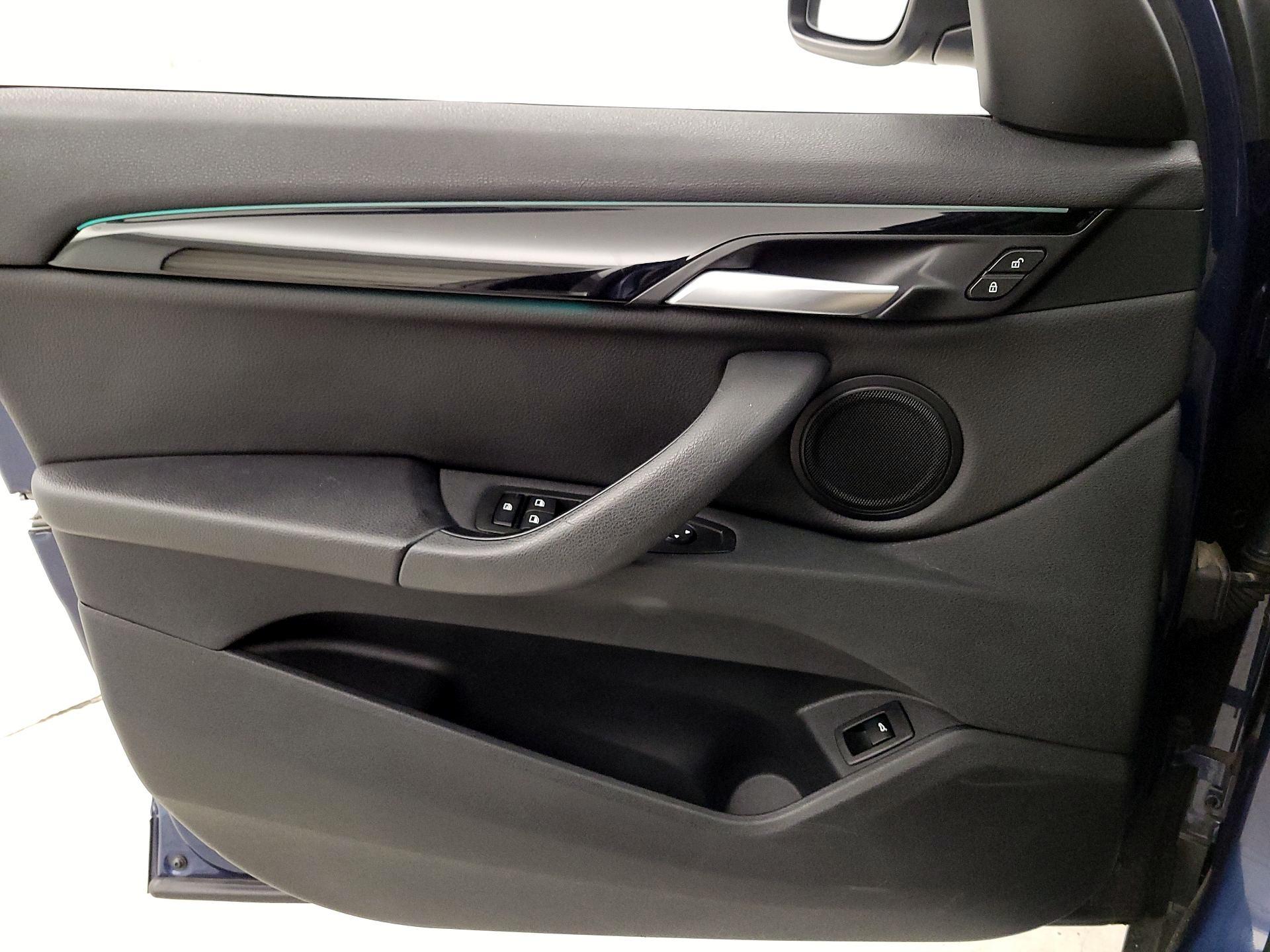 Thumbnail: 2021 BMW X1 - 12