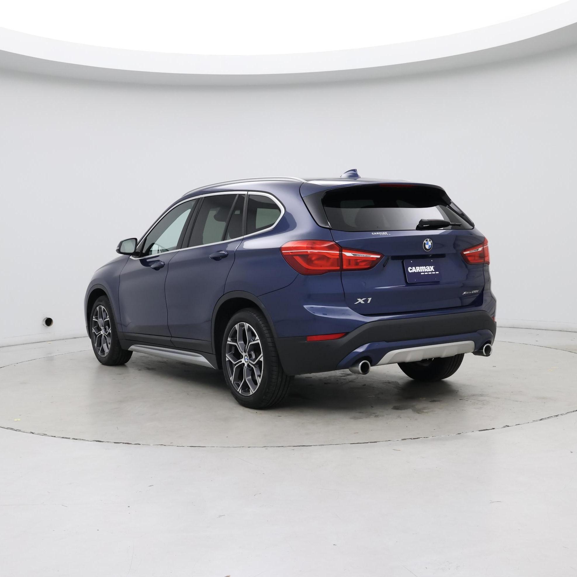 Thumbnail: 2021 BMW X1 - 2