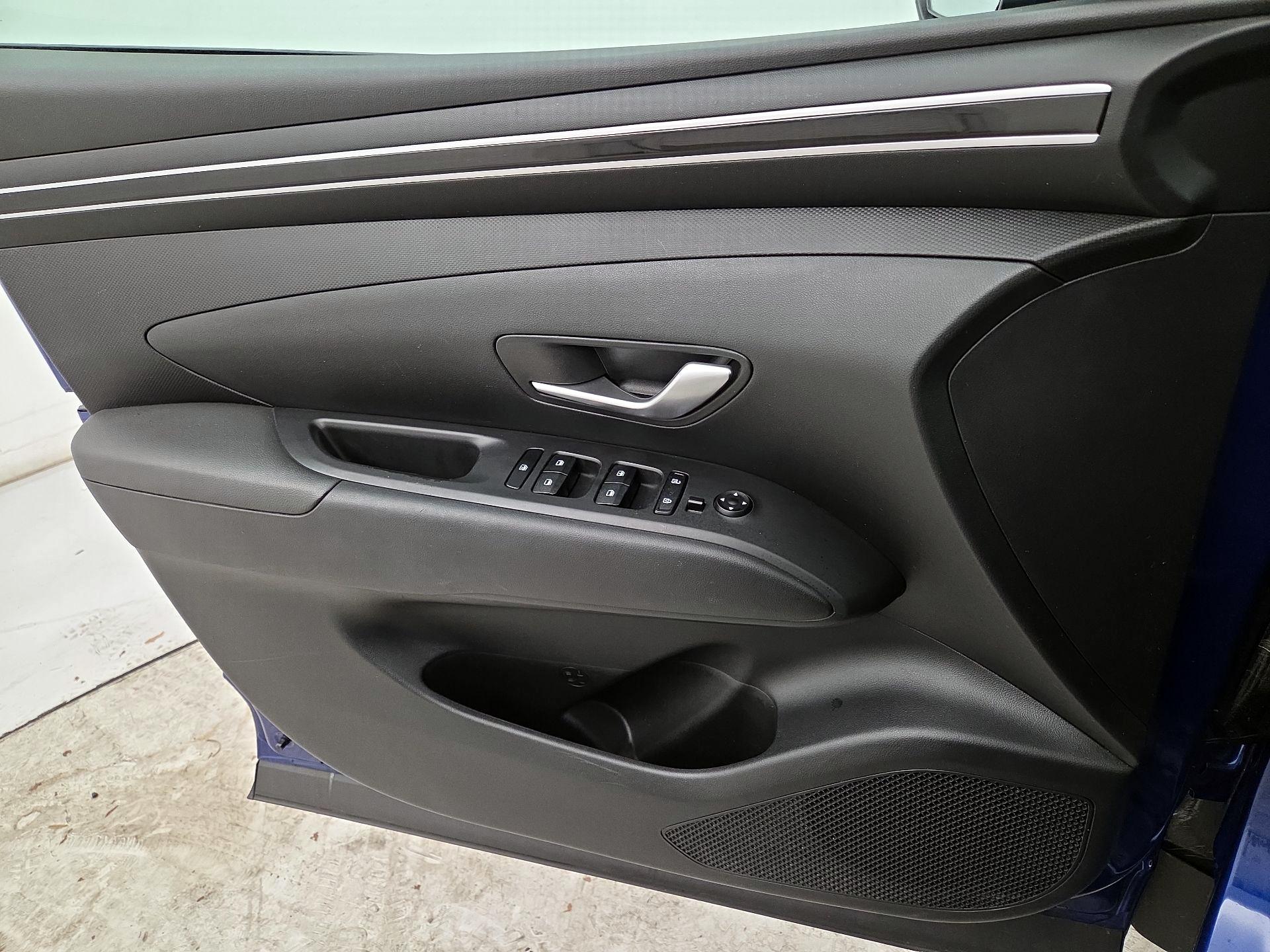 Thumbnail: 2022 Hyundai Tucson - 12