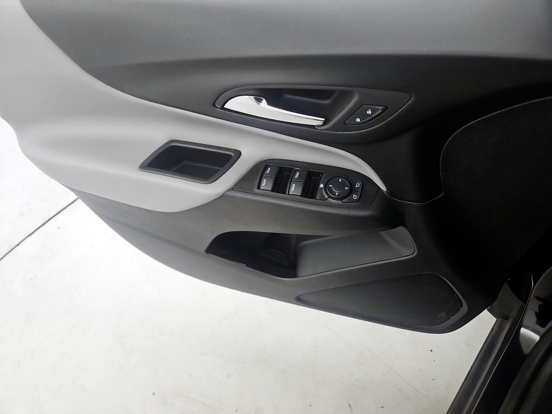 Thumbnail: 2023 Chevrolet Equinox - 12