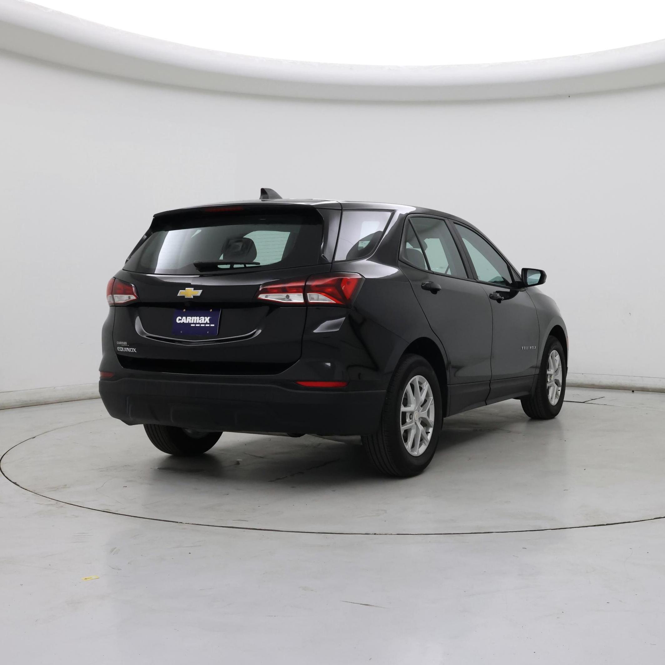 Thumbnail: 2023 Chevrolet Equinox - 8