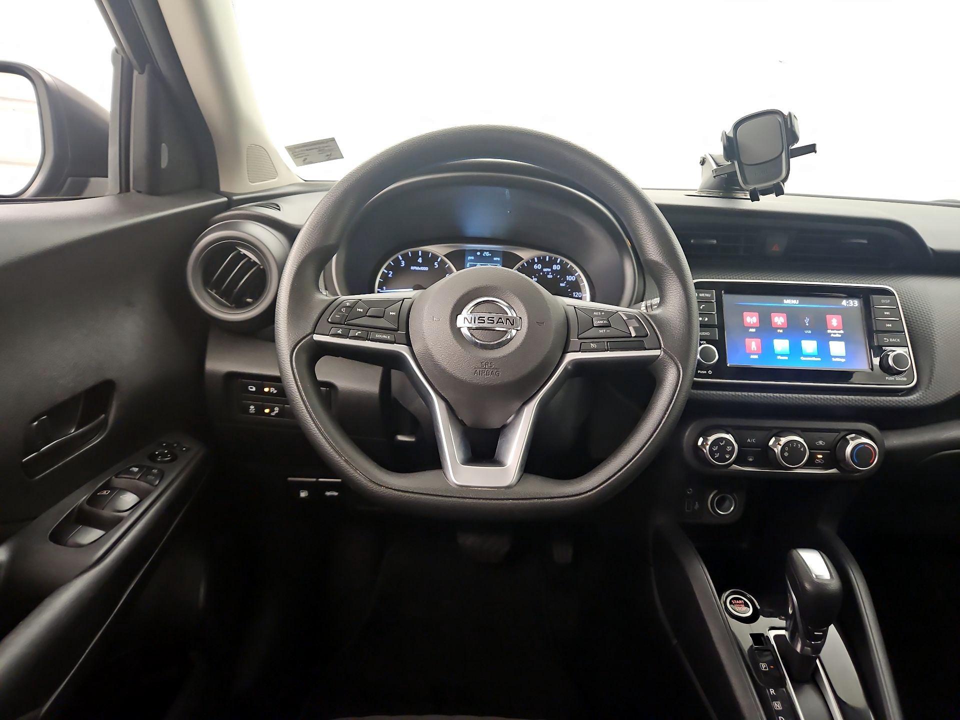 Thumbnail: 2021 Nissan Kicks - 10