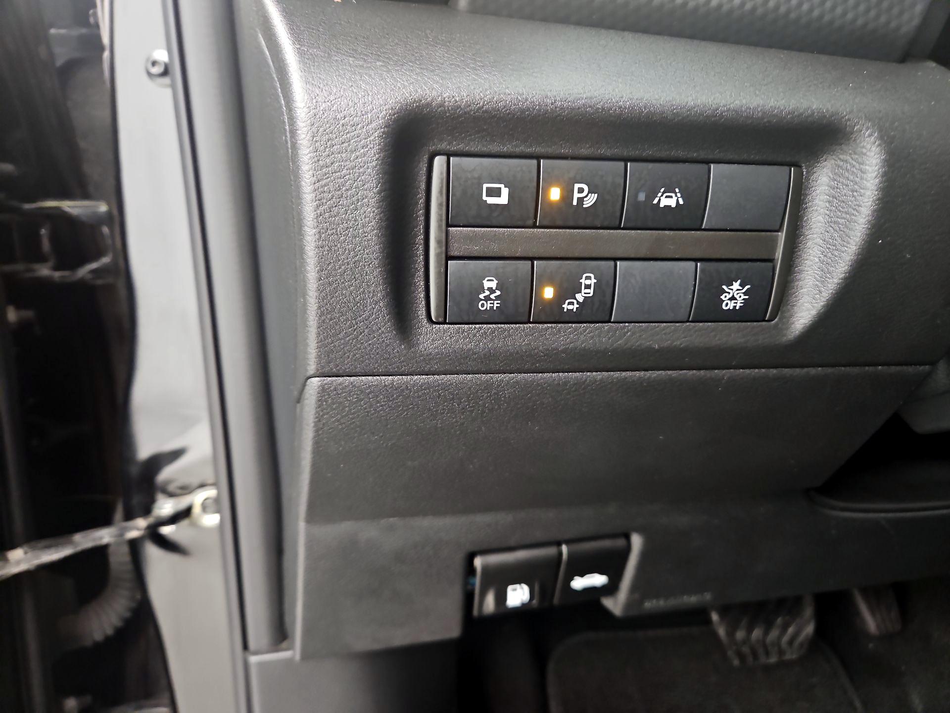 Thumbnail: 2021 Nissan Kicks - 13