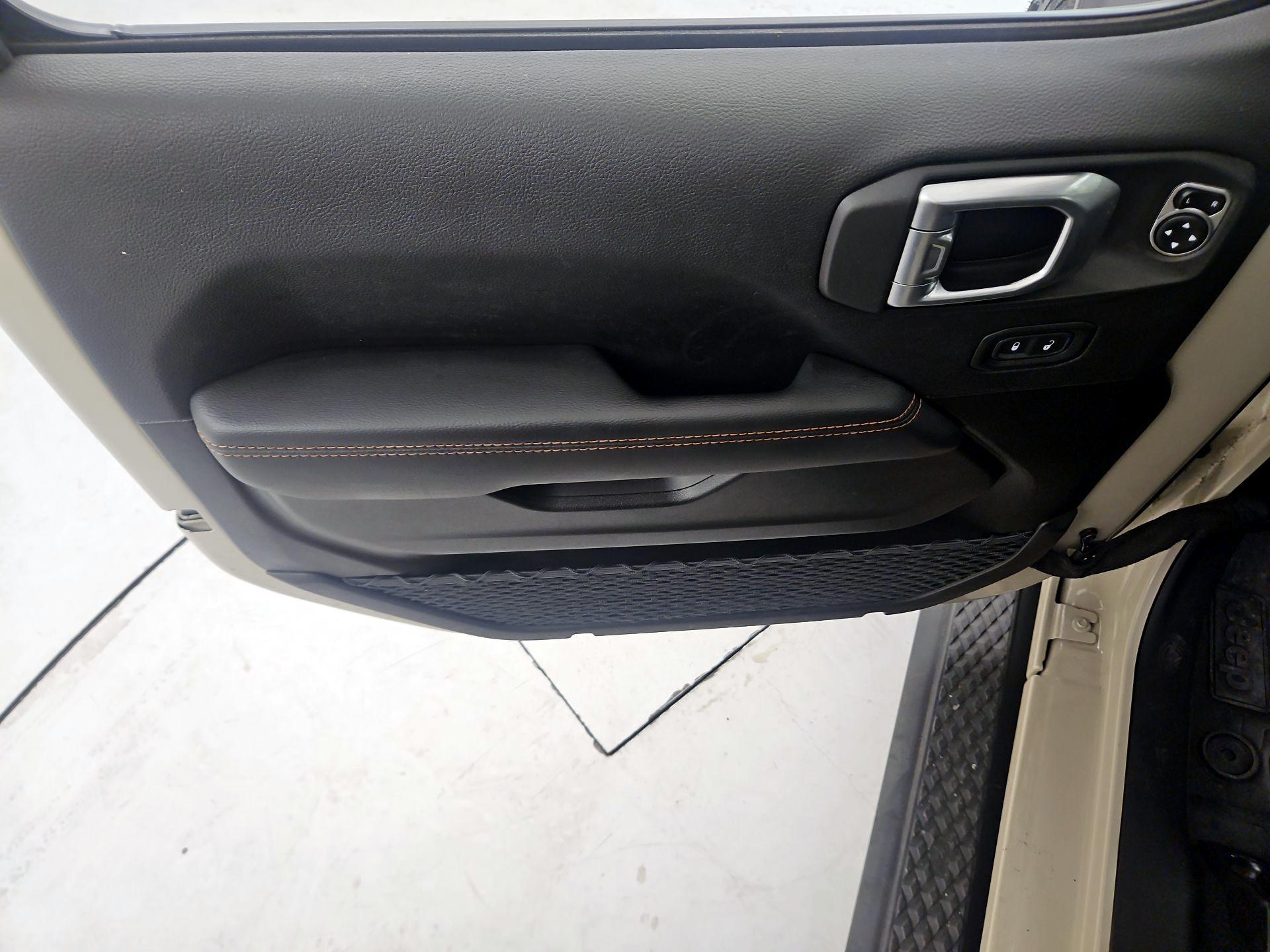 Thumbnail: 2022 Jeep Gladiator - 12