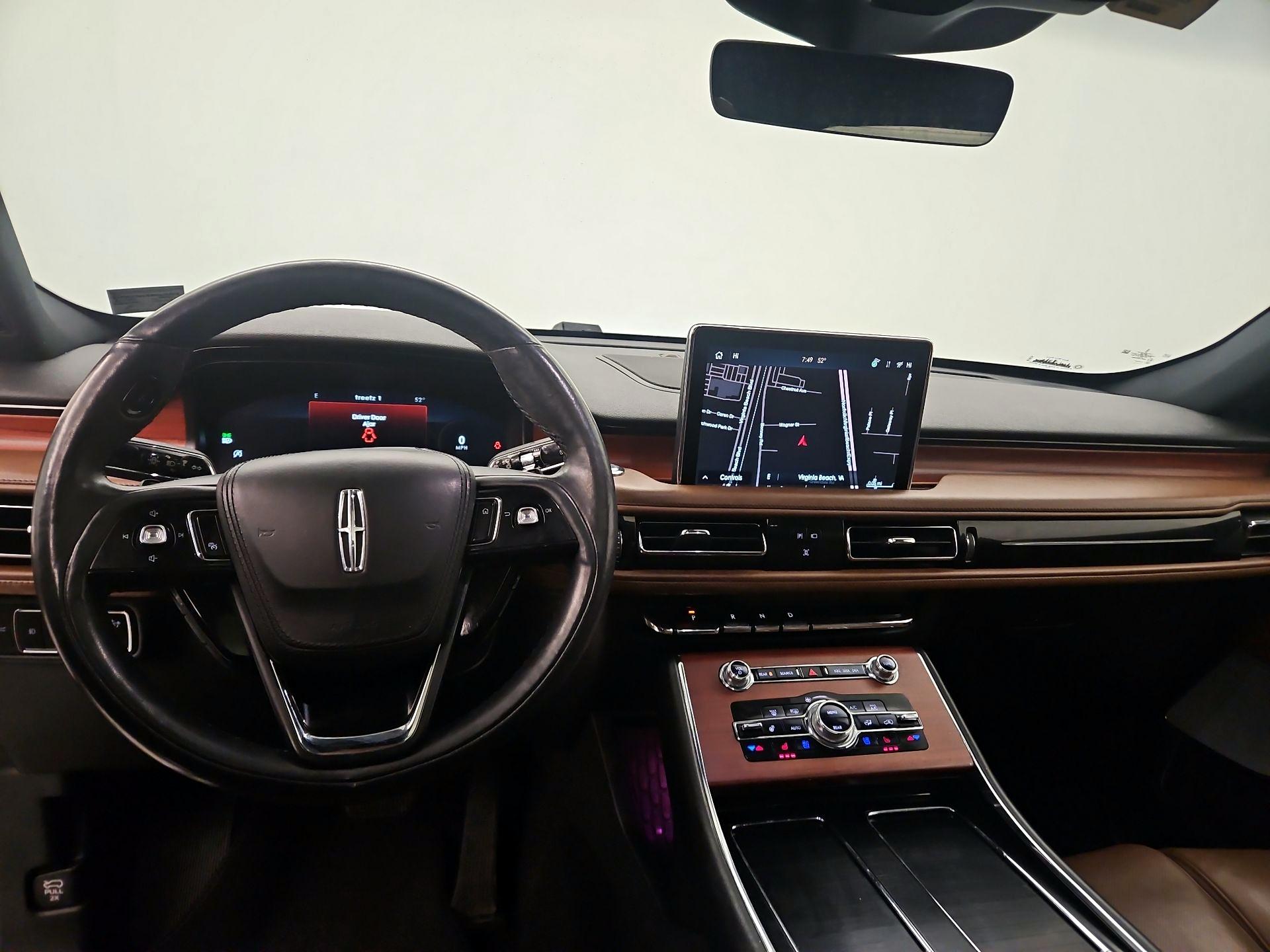 Thumbnail: 2021 Lincoln Aviator - 9