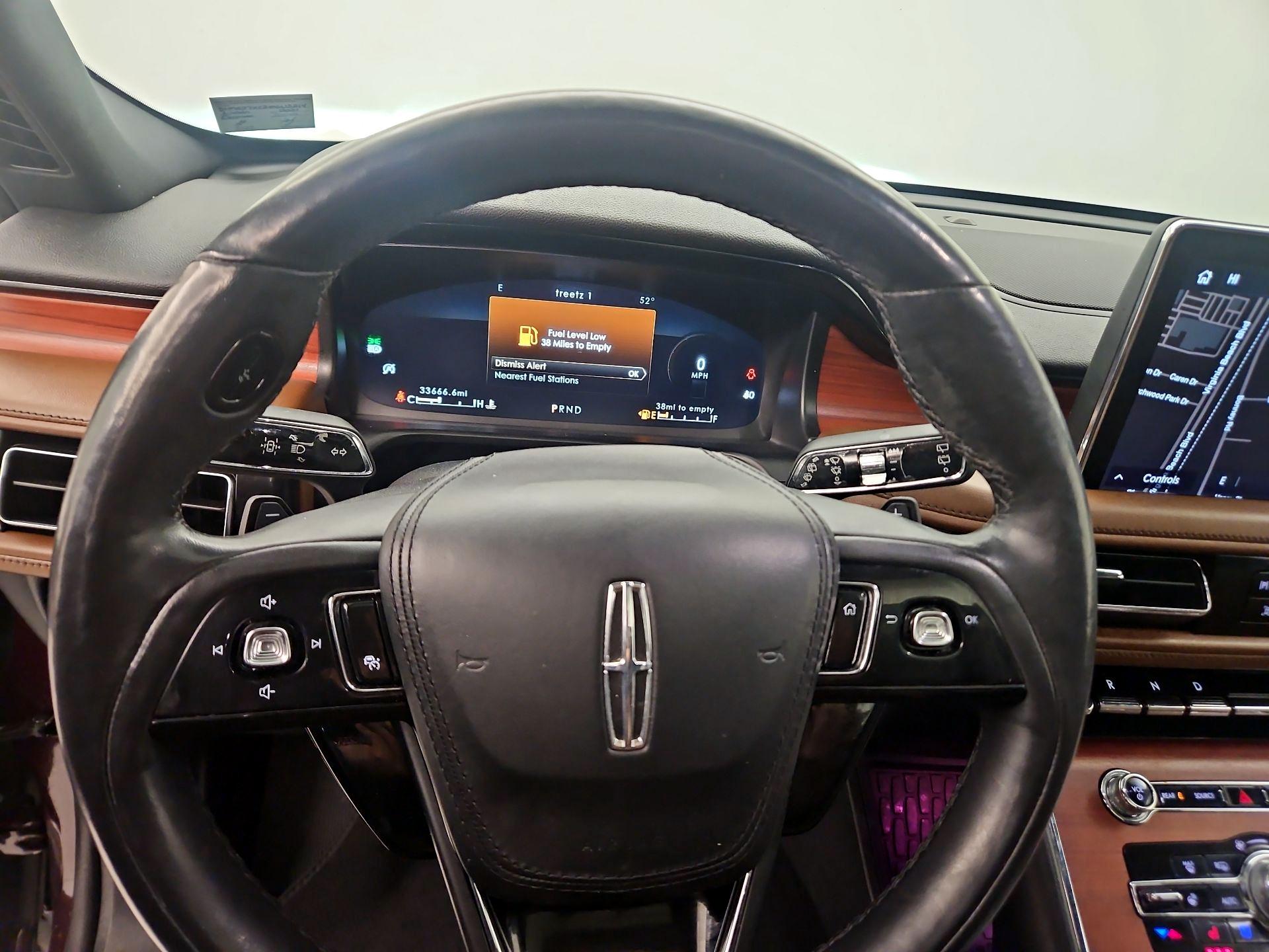 Thumbnail: 2021 Lincoln Aviator - 10