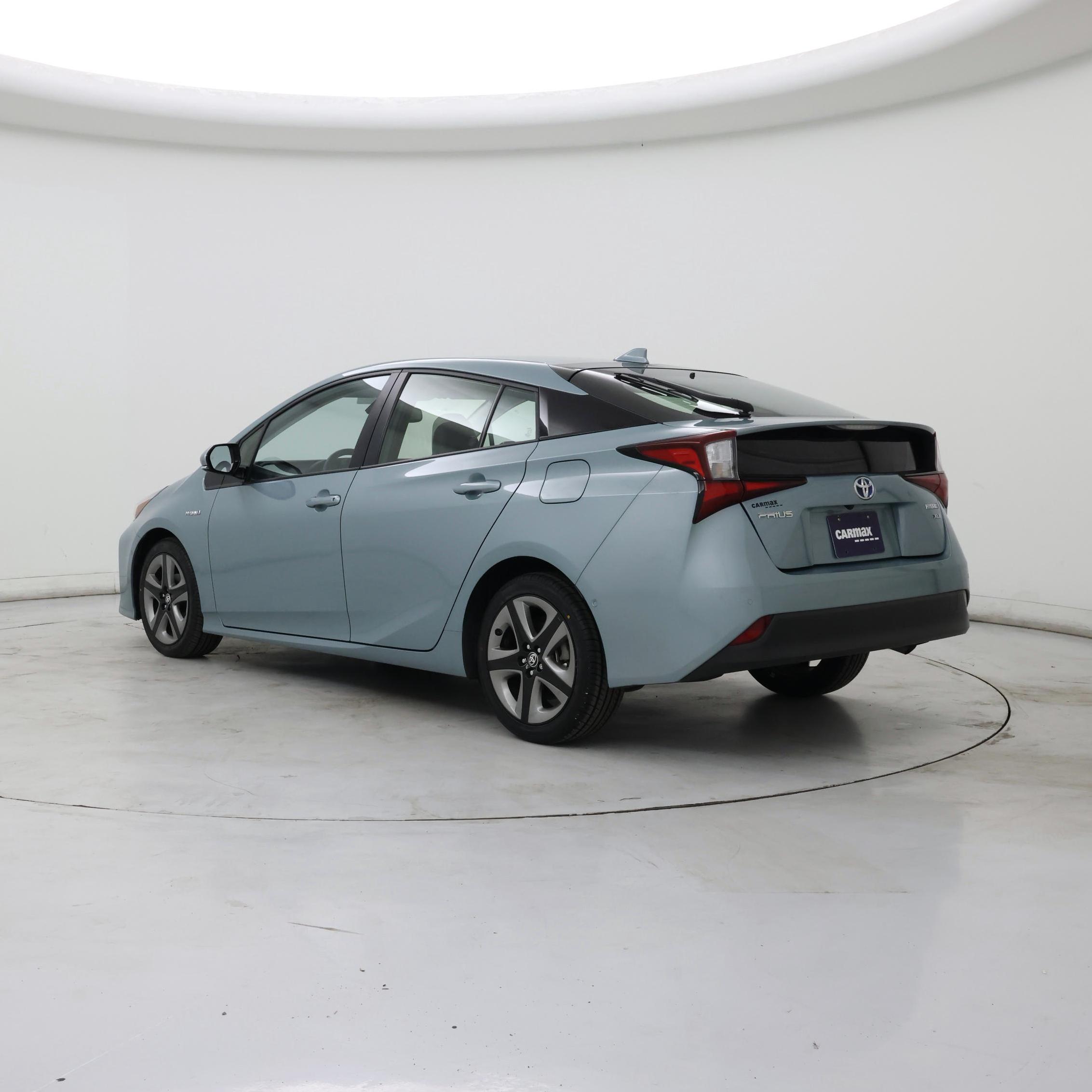Thumbnail: 2019 Toyota Prius - 2
