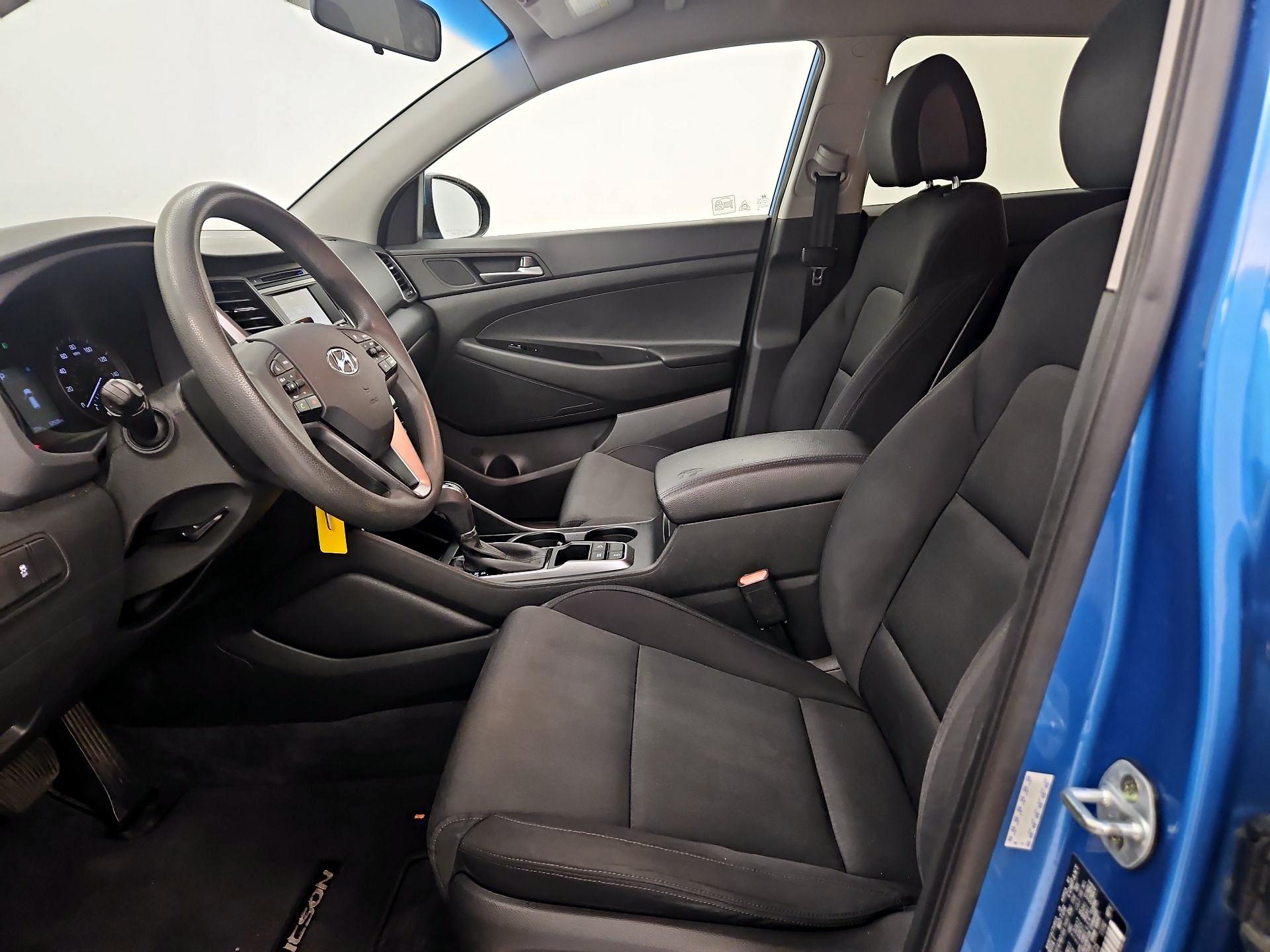 Thumbnail: 2016 Hyundai Tucson - 11