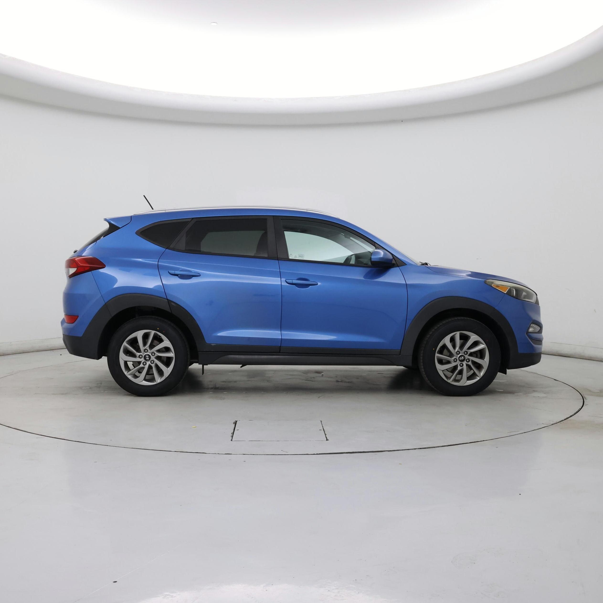 Thumbnail: 2016 Hyundai Tucson - 7