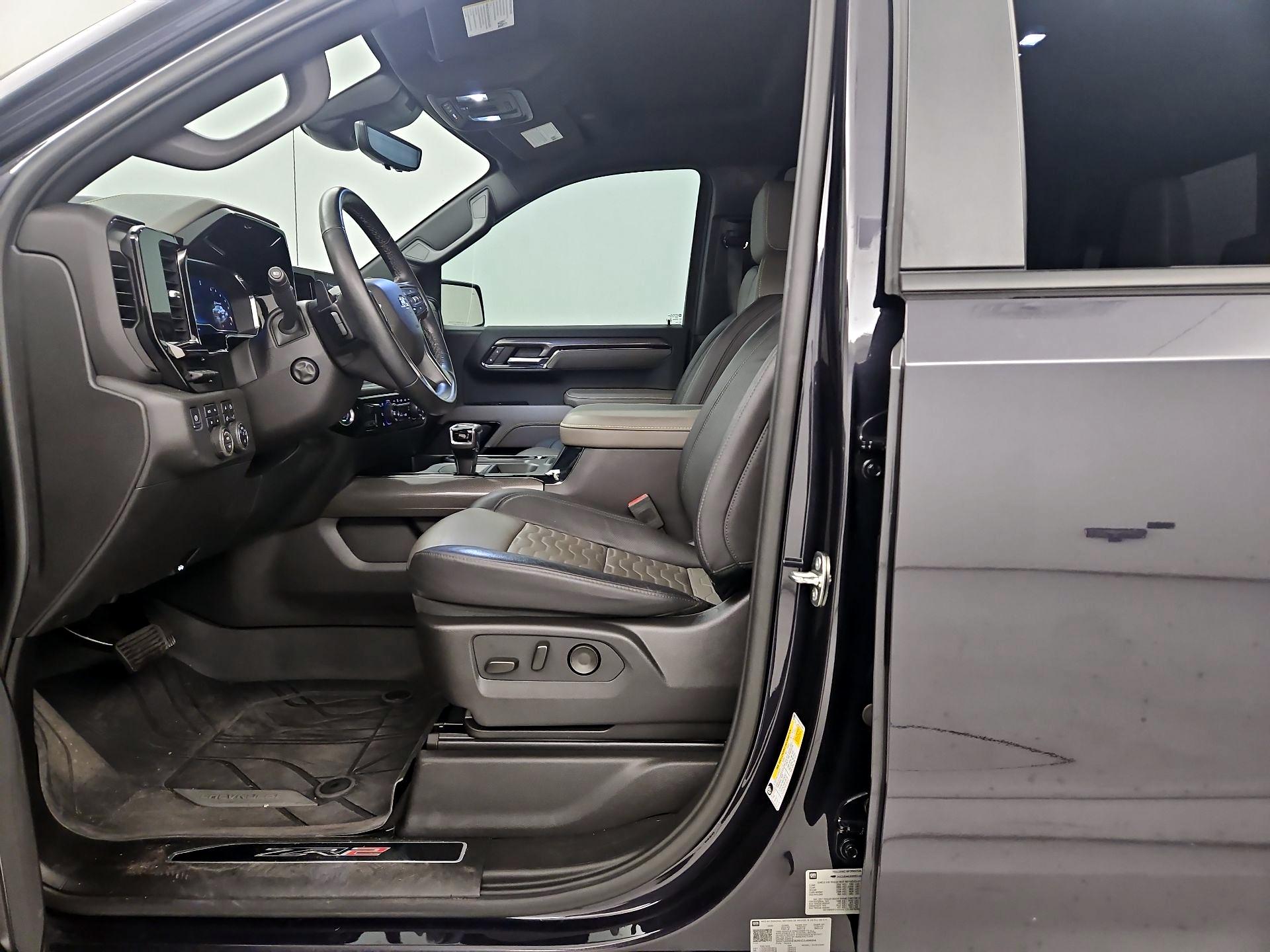 Thumbnail: 2024 Chevrolet Silverado 1500 - 11