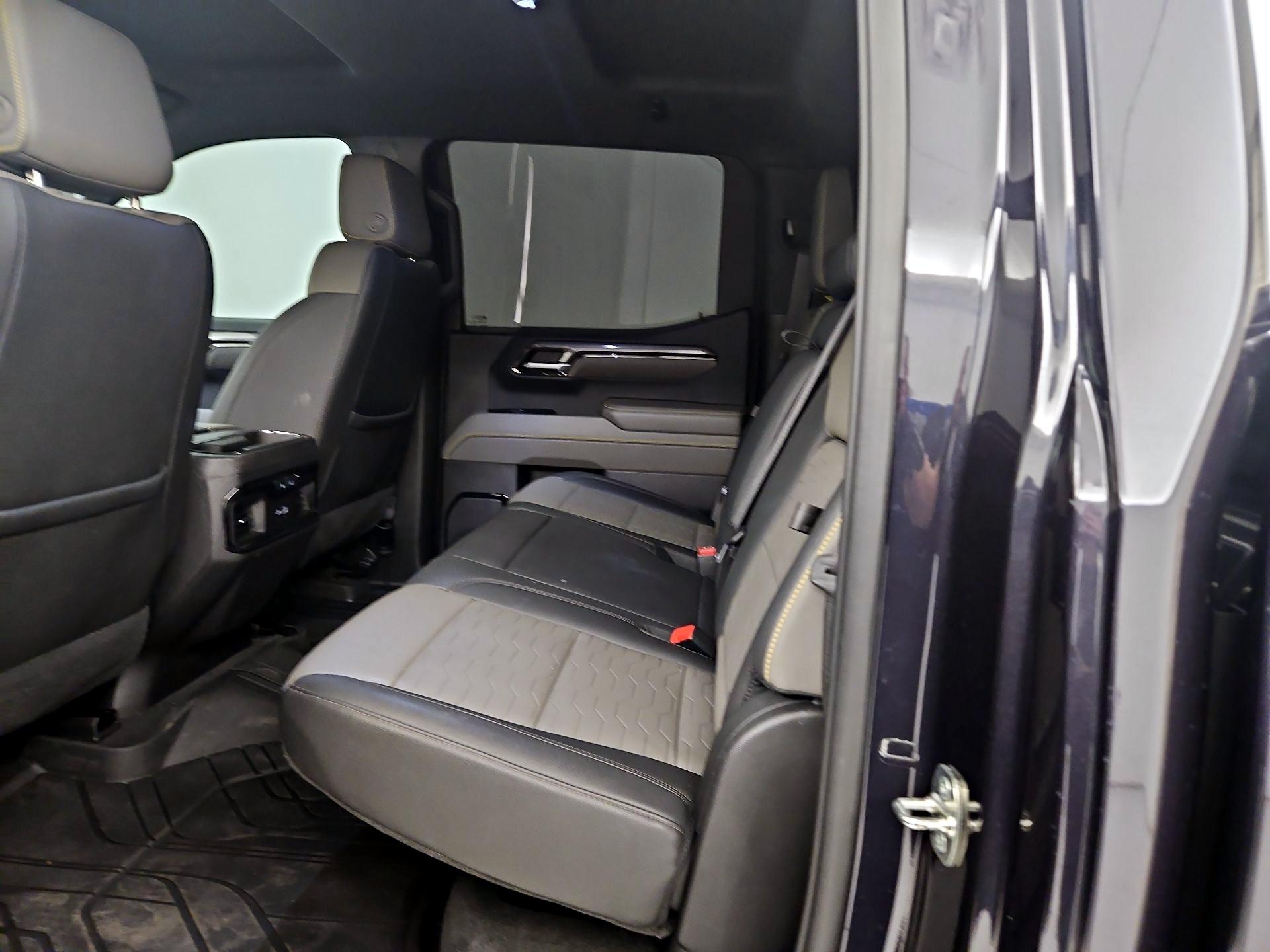 Thumbnail: 2024 Chevrolet Silverado 1500 - 19